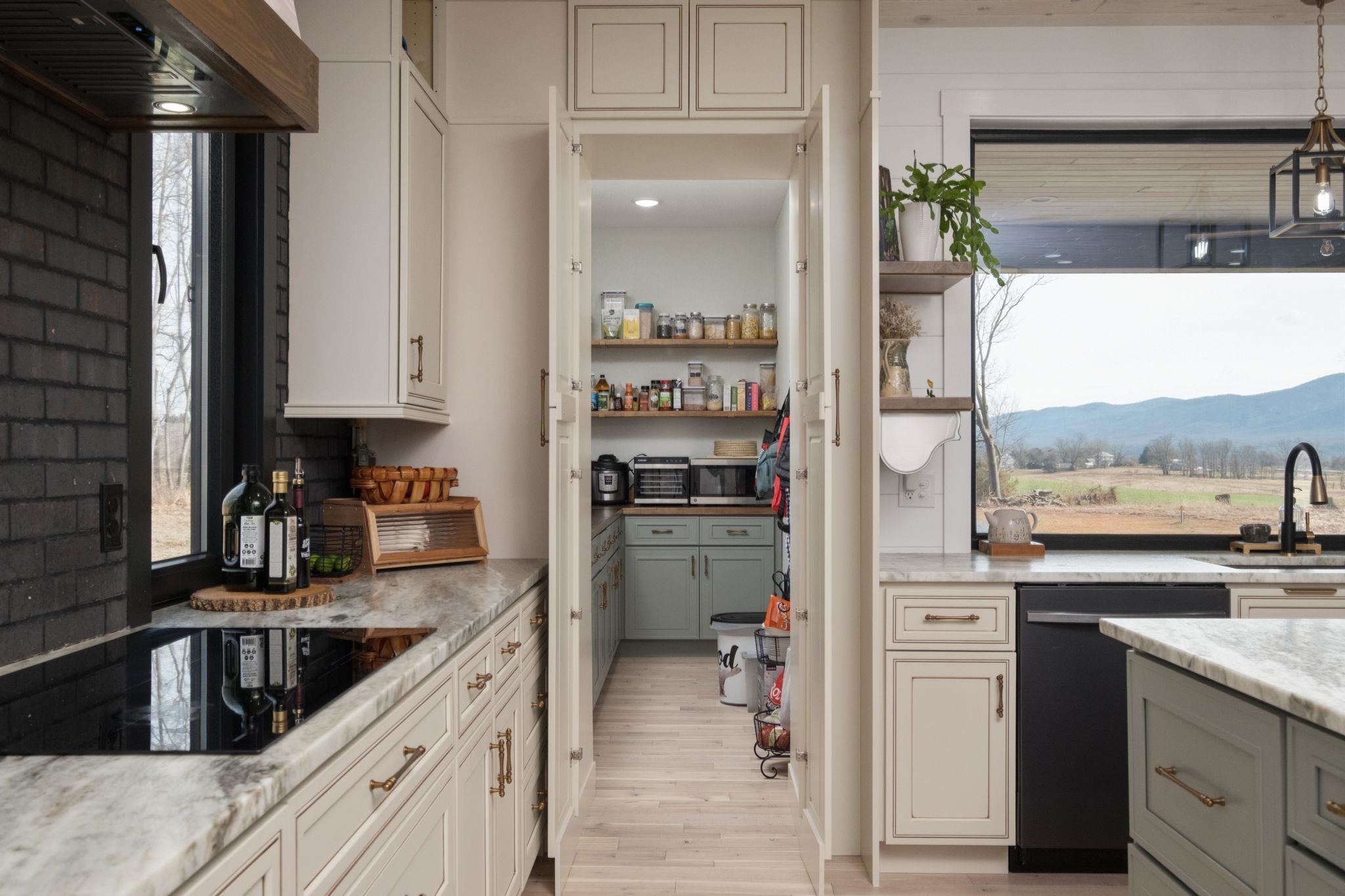 9671 PORT REPUBLIC RD, PORT REPUBLIC, Virginia 24471, 3 Bedrooms Bedrooms, ,2 BathroomsBathrooms,Residential,9671 PORT REPUBLIC RD,673468 MLS # 673468 9671 PORT REPUBLIC RD, PORT REPUBLIC, Virginia 24471, 3 Bedrooms Bedrooms, ,2 BathroomsBathrooms,Residential,9671 PORT REPUBLIC RD,673468 MLS # 673468