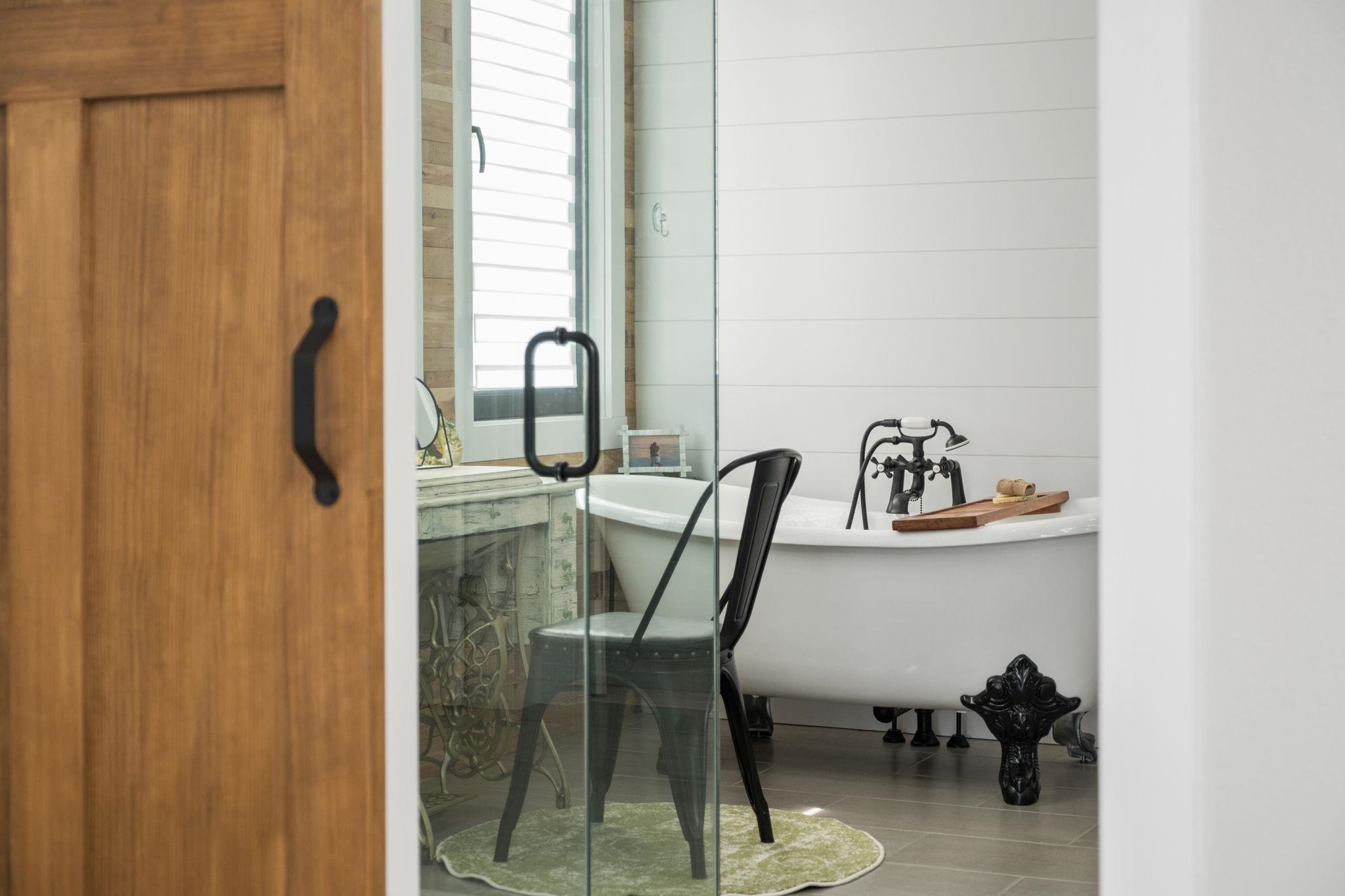 9671 PORT REPUBLIC RD, PORT REPUBLIC, Virginia 24471, 3 Bedrooms Bedrooms, ,2 BathroomsBathrooms,Residential,9671 PORT REPUBLIC RD,673468 MLS # 673468 9671 PORT REPUBLIC RD, PORT REPUBLIC, Virginia 24471, 3 Bedrooms Bedrooms, ,2 BathroomsBathrooms,Residential,9671 PORT REPUBLIC RD,673468 MLS # 673468