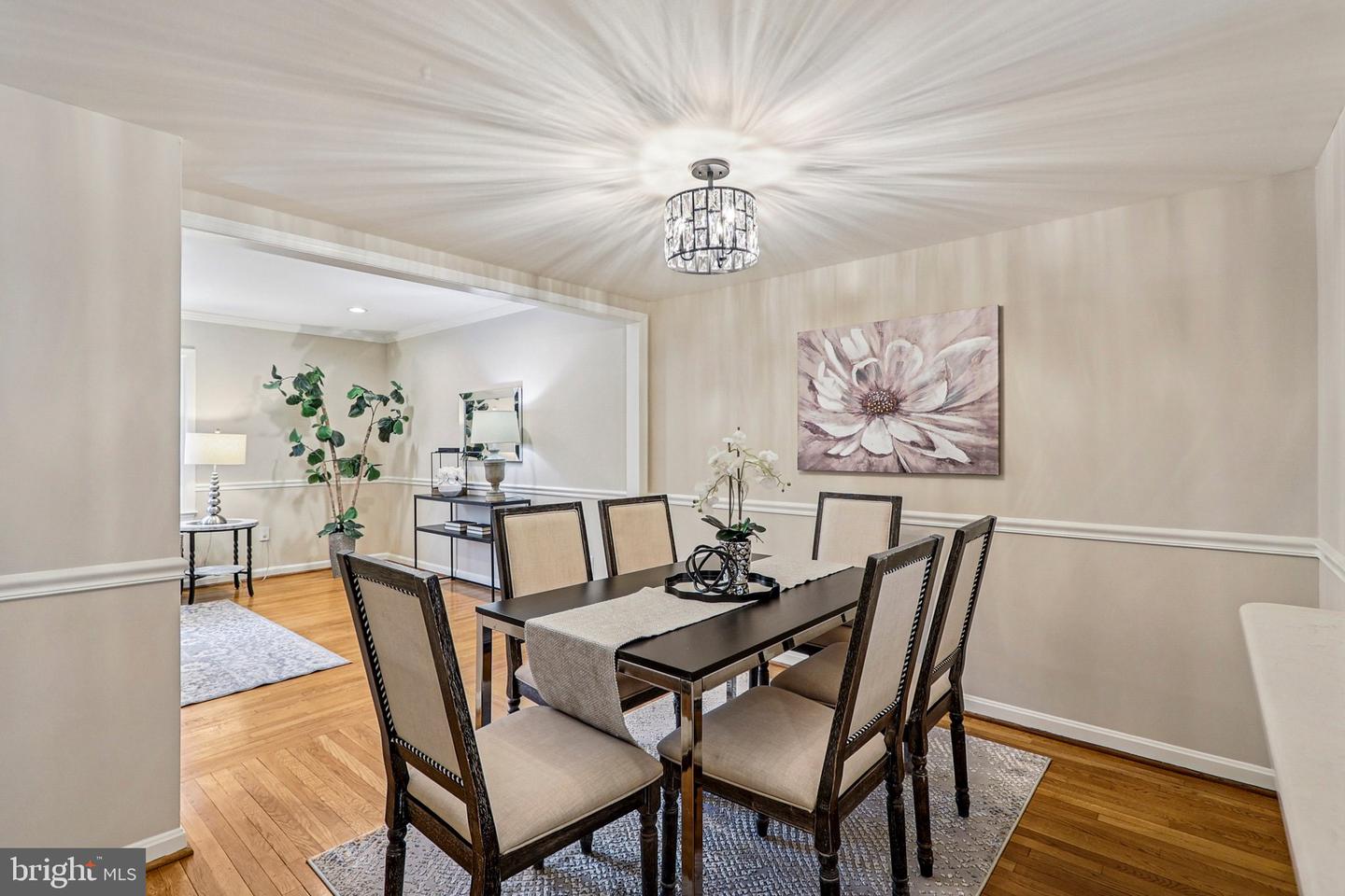 9269 BAILEY LN, FAIRFAX, Virginia 22031, 3 Bedrooms Bedrooms, ,3 BathroomsBathrooms,Residential,For sale,9269 BAILEY LN,VAFX2286582 MLS # VAFX2286582