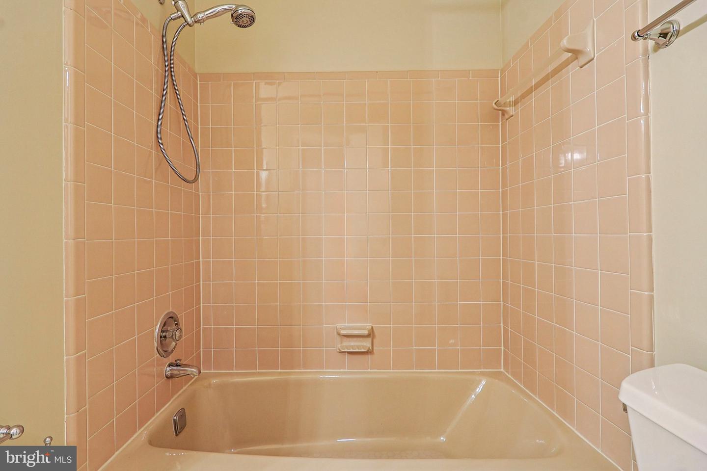 9269 BAILEY LN, FAIRFAX, Virginia 22031, 3 Bedrooms Bedrooms, ,3 BathroomsBathrooms,Residential,For sale,9269 BAILEY LN,VAFX2286582 MLS # VAFX2286582