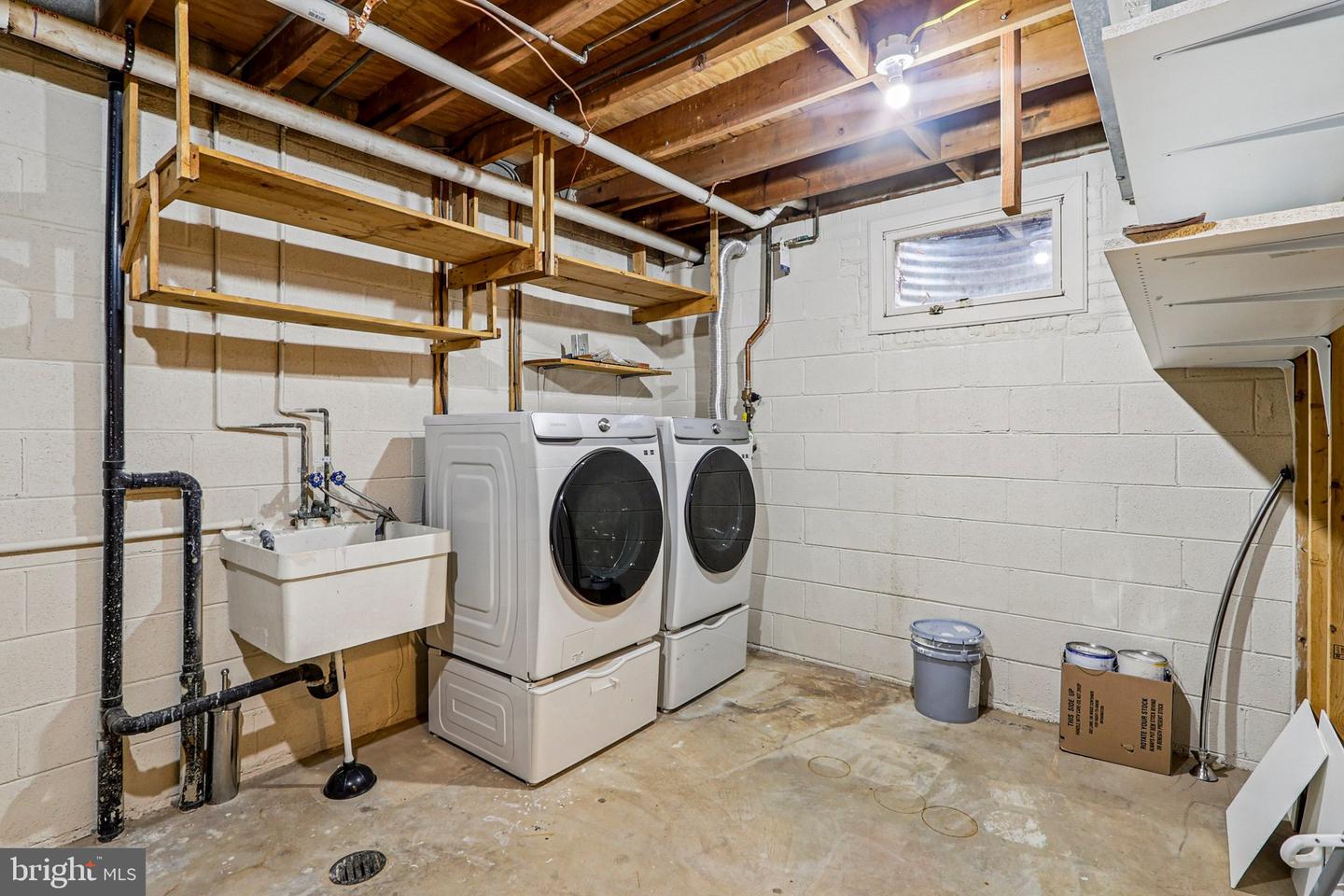 9269 BAILEY LN, FAIRFAX, Virginia 22031, 3 Bedrooms Bedrooms, ,3 BathroomsBathrooms,Residential,For sale,9269 BAILEY LN,VAFX2286582 MLS # VAFX2286582