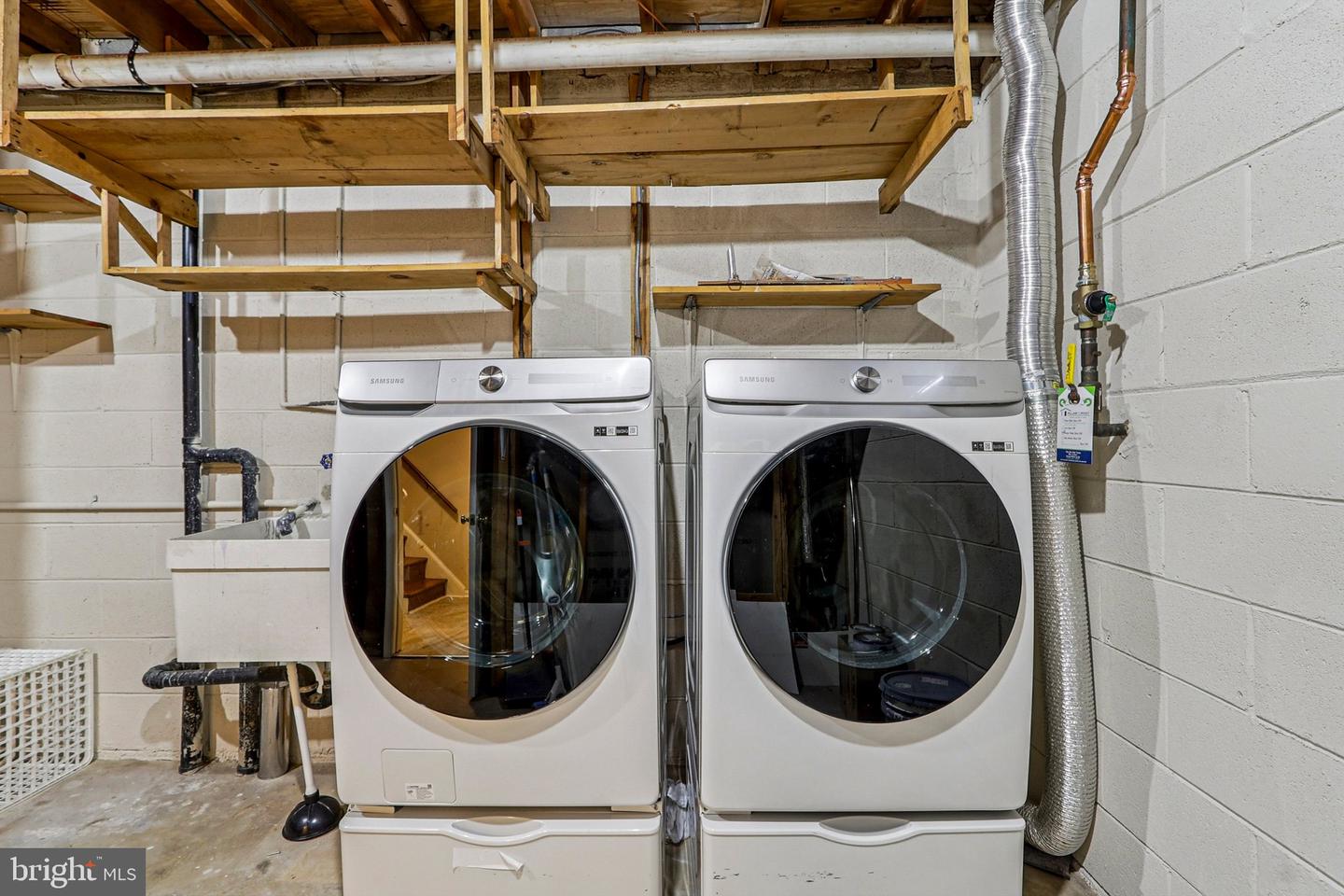 9269 BAILEY LN, FAIRFAX, Virginia 22031, 3 Bedrooms Bedrooms, ,3 BathroomsBathrooms,Residential,For sale,9269 BAILEY LN,VAFX2286582 MLS # VAFX2286582