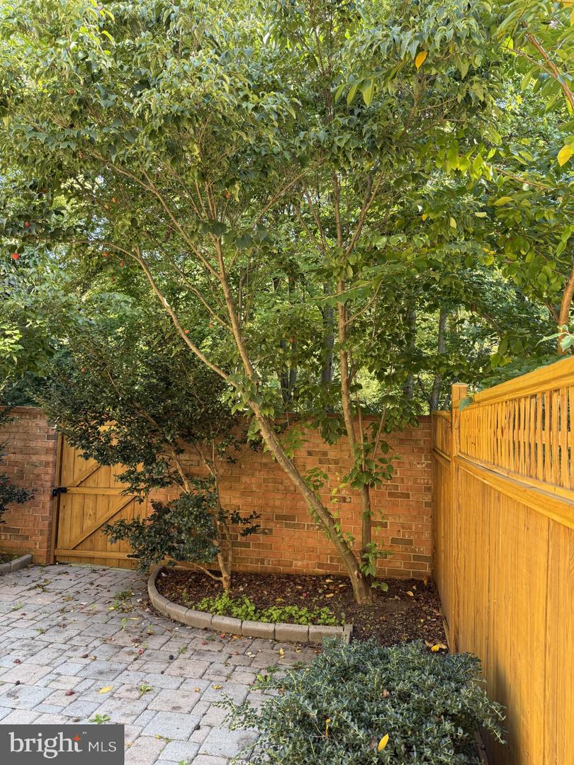 9269 BAILEY LN, FAIRFAX, Virginia 22031, 3 Bedrooms Bedrooms, ,3 BathroomsBathrooms,Residential,For sale,9269 BAILEY LN,VAFX2286582 MLS # VAFX2286582