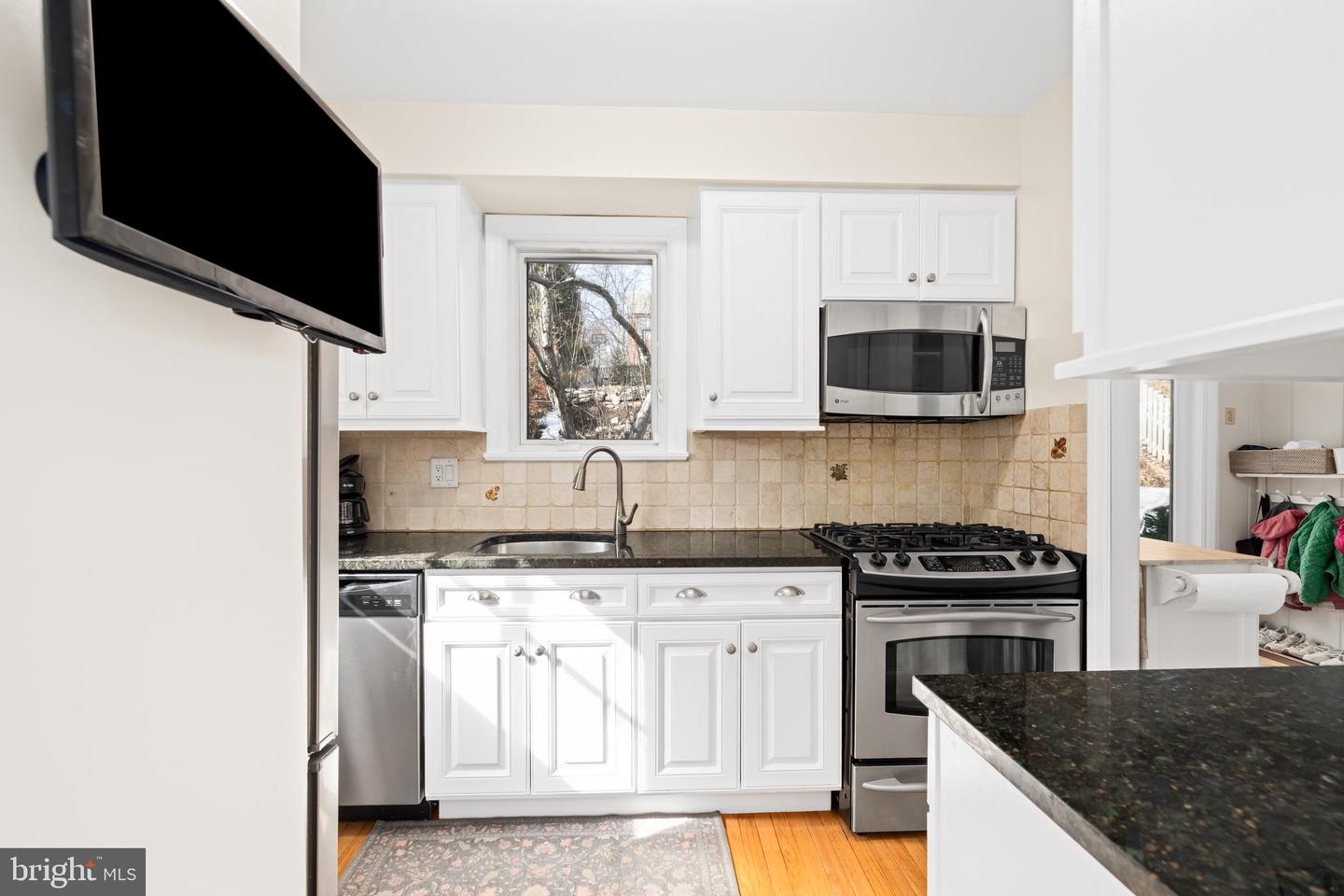 6436 31ST ST NW, WASHINGTON, District Of Columbia 20015, 3 Bedrooms Bedrooms, ,3 BathroomsBathrooms,Residential,For sale,6436 31ST ST NW,DCDC2242818 MLS # DCDC2242818