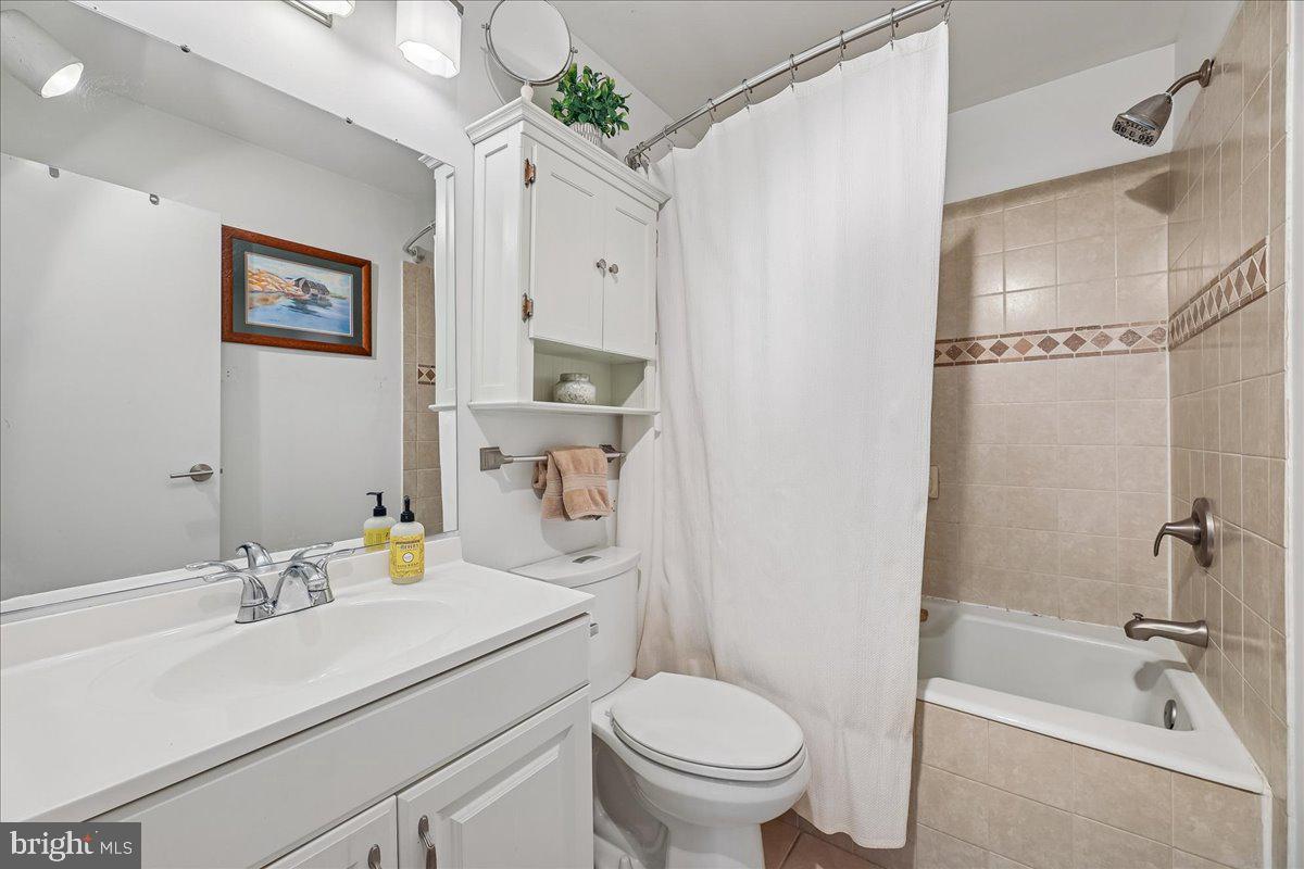 6816 MAYO CT, SPRINGFIELD, Virginia 22150, 4 Bedrooms Bedrooms, ,2 BathroomsBathrooms,Residential,For sale,6816 MAYO CT,VAFX2287862 MLS # VAFX2287862