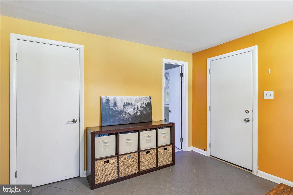 6816 MAYO CT, SPRINGFIELD, Virginia 22150, 4 Bedrooms Bedrooms, ,2 BathroomsBathrooms,Residential,For sale,6816 MAYO CT,VAFX2287862 MLS # VAFX2287862