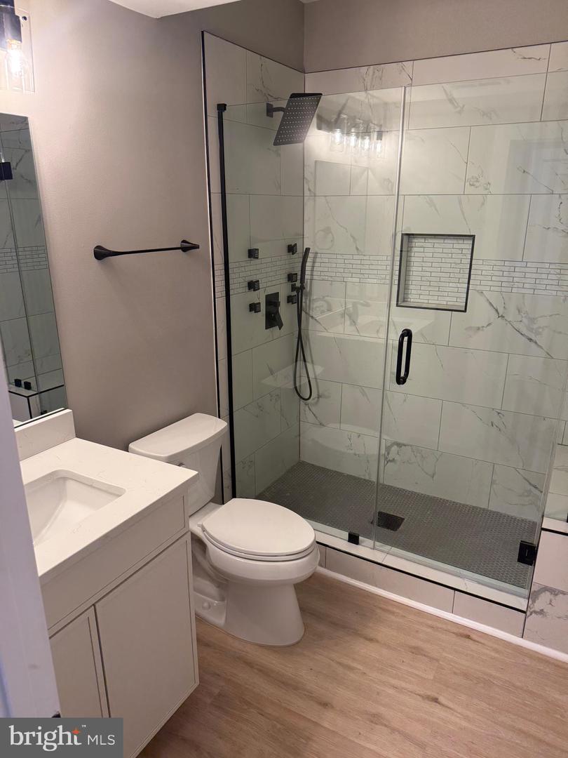 14638 VINT HILL RD, NOKESVILLE, Virginia 20181, 5 Bedrooms Bedrooms, ,5 BathroomsBathrooms,Residential,For sale,14638 VINT HILL RD,VAPW2112654 MLS # VAPW2112654