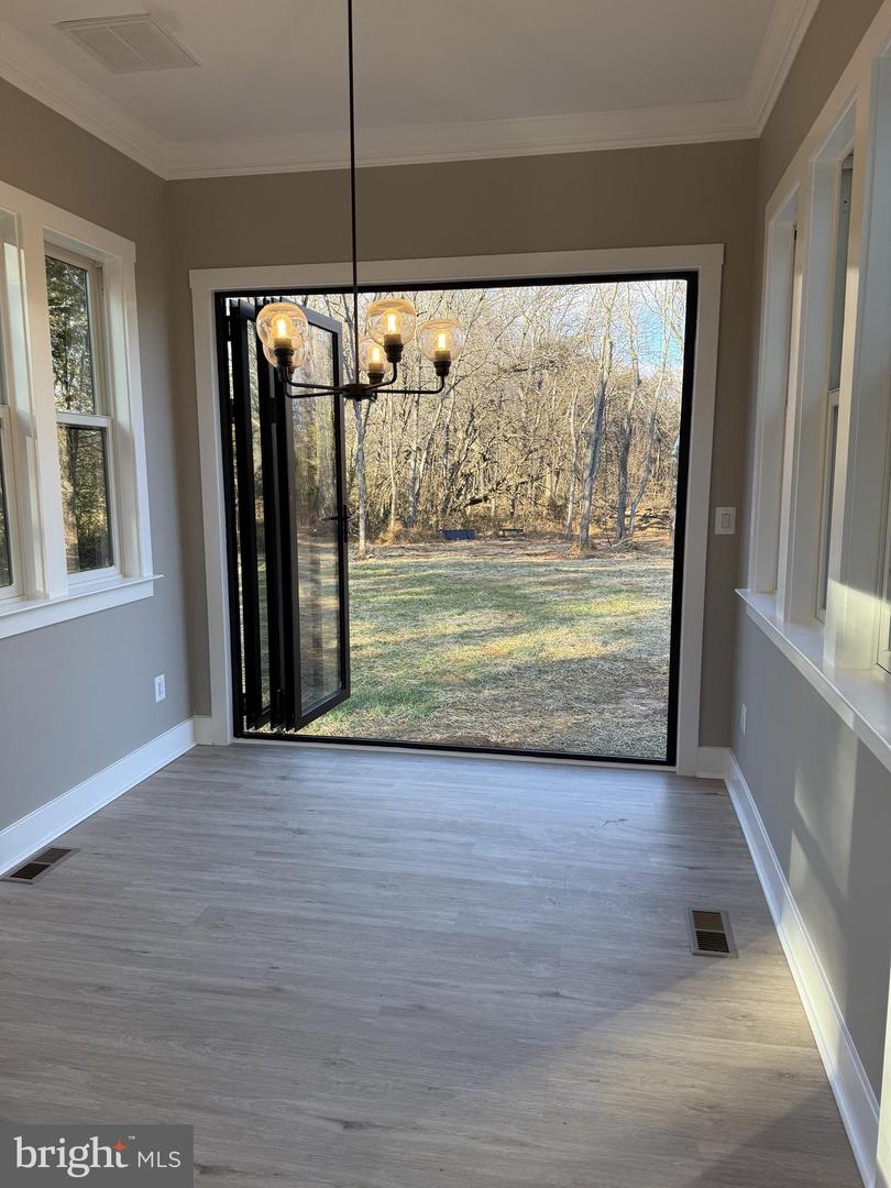 14638 VINT HILL RD, NOKESVILLE, Virginia 20181, 5 Bedrooms Bedrooms, ,5 BathroomsBathrooms,Residential,For sale,14638 VINT HILL RD,VAPW2112654 MLS # VAPW2112654