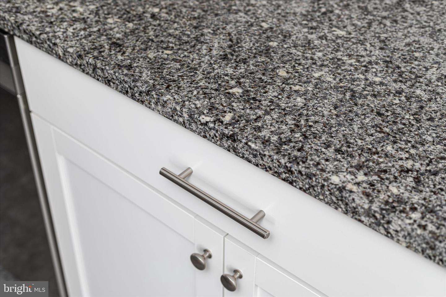 4 HIGH VIEW DR, MAURERTOWN, Virginia 22644, 5 Bedrooms Bedrooms, ,3 BathroomsBathrooms,Residential,For sale,4 HIGH VIEW DR,VASH2013338 MLS # VASH2013338