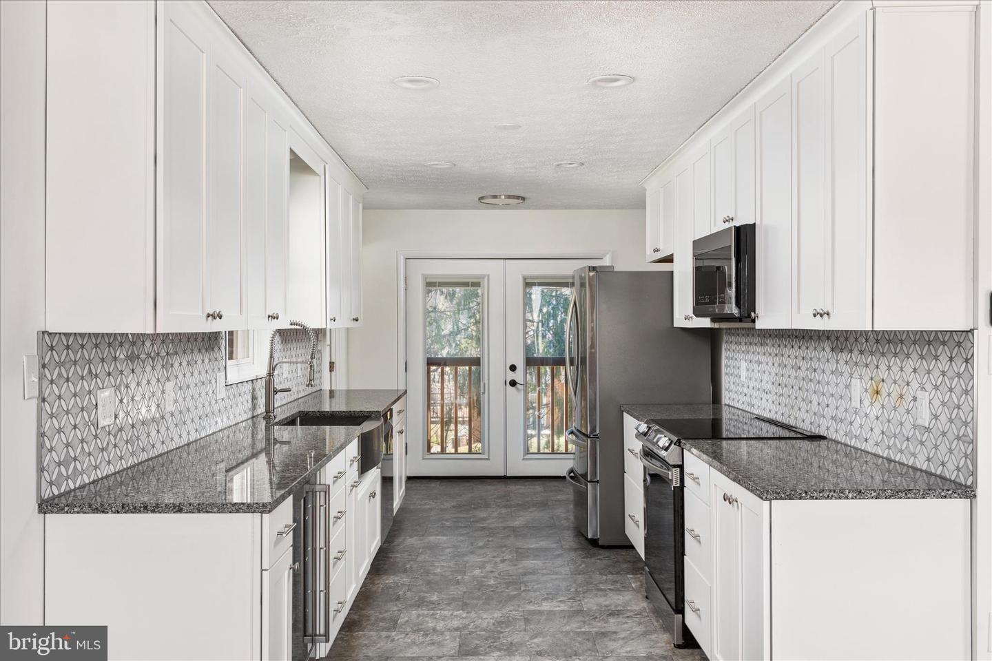 4 HIGH VIEW DR, MAURERTOWN, Virginia 22644, 5 Bedrooms Bedrooms, ,3 BathroomsBathrooms,Residential,For sale,4 HIGH VIEW DR,VASH2013338 MLS # VASH2013338