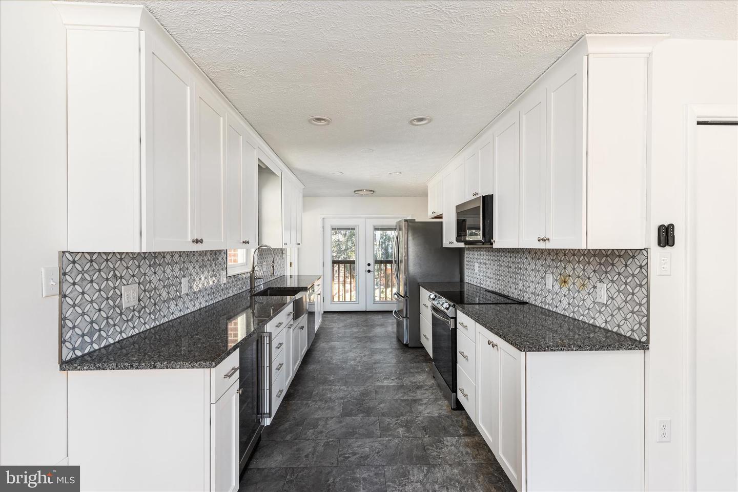 4 HIGH VIEW DR, MAURERTOWN, Virginia 22644, 5 Bedrooms Bedrooms, ,3 BathroomsBathrooms,Residential,For sale,4 HIGH VIEW DR,VASH2013338 MLS # VASH2013338