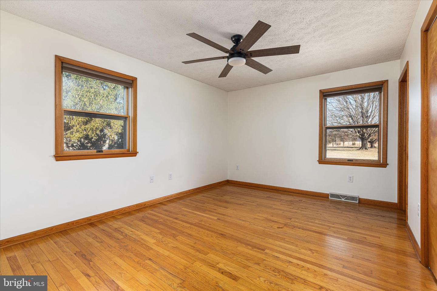 4 HIGH VIEW DR, MAURERTOWN, Virginia 22644, 5 Bedrooms Bedrooms, ,3 BathroomsBathrooms,Residential,For sale,4 HIGH VIEW DR,VASH2013338 MLS # VASH2013338