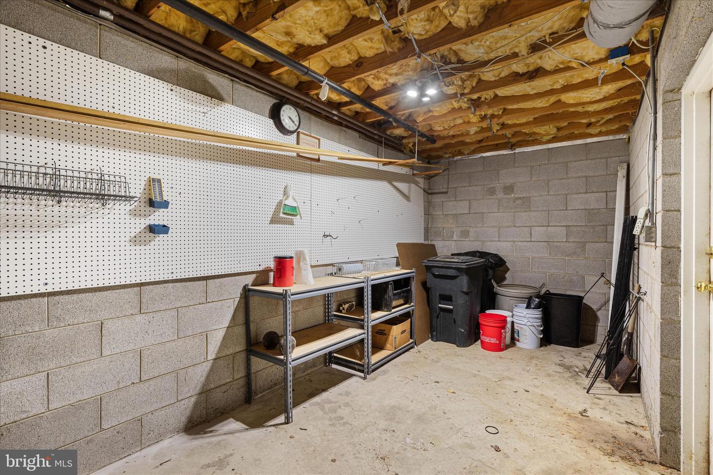 4 HIGH VIEW DR, MAURERTOWN, Virginia 22644, 5 Bedrooms Bedrooms, ,3 BathroomsBathrooms,Residential,For sale,4 HIGH VIEW DR,VASH2013338 MLS # VASH2013338