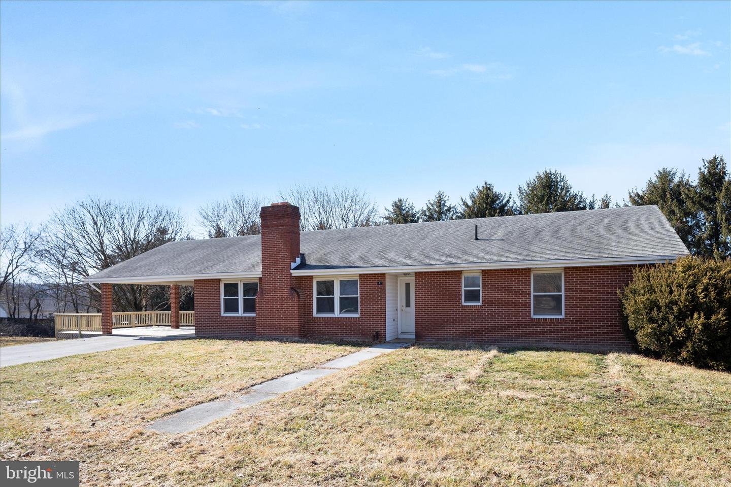 4 HIGH VIEW DR, MAURERTOWN, Virginia 22644, 5 Bedrooms Bedrooms, ,3 BathroomsBathrooms,Residential,For sale,4 HIGH VIEW DR,VASH2013338 MLS # VASH2013338