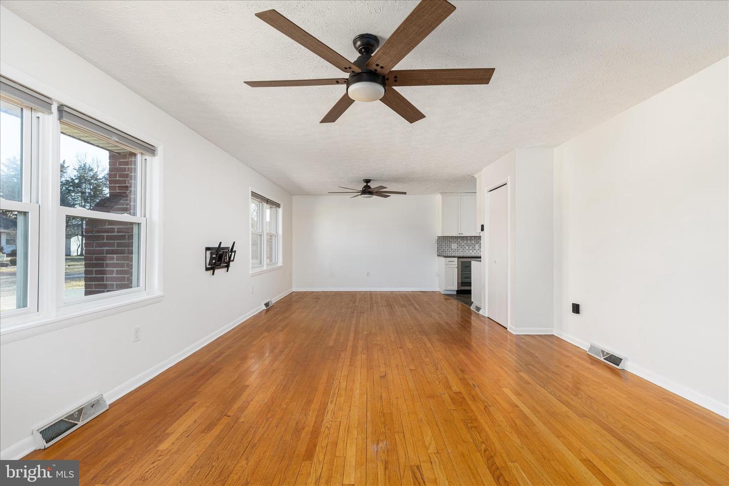 4 HIGH VIEW DR, MAURERTOWN, Virginia 22644, 5 Bedrooms Bedrooms, ,3 BathroomsBathrooms,Residential,For sale,4 HIGH VIEW DR,VASH2013338 MLS # VASH2013338