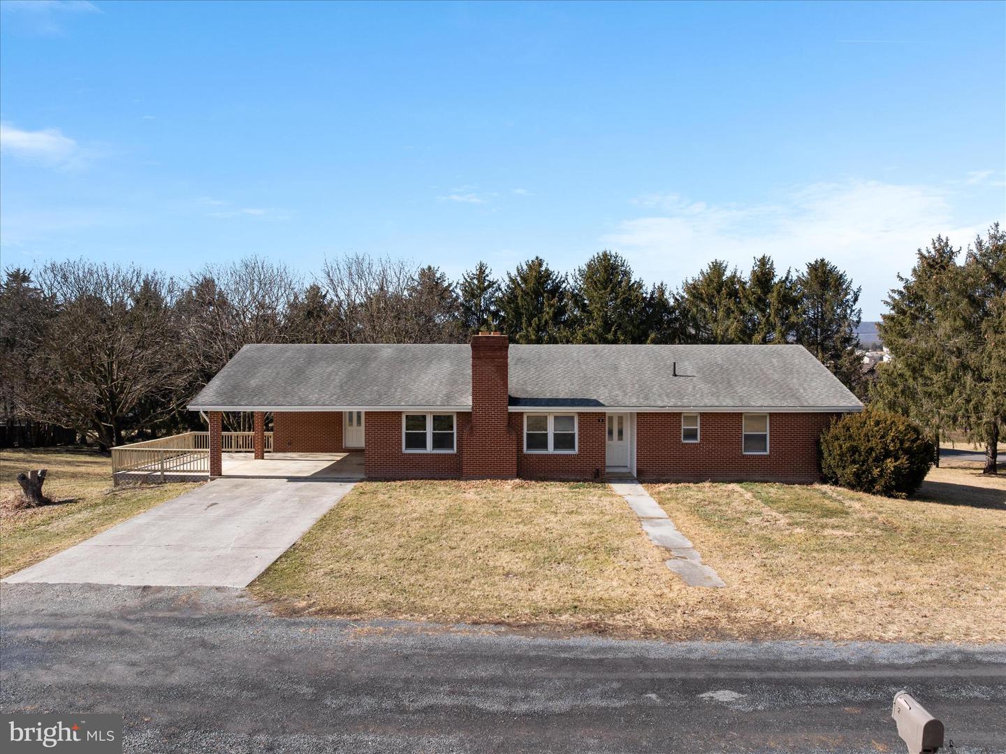 4 HIGH VIEW DR, MAURERTOWN, Virginia 22644, 5 Bedrooms Bedrooms, ,3 BathroomsBathrooms,Residential,For sale,4 HIGH VIEW DR,VASH2013338 MLS # VASH2013338