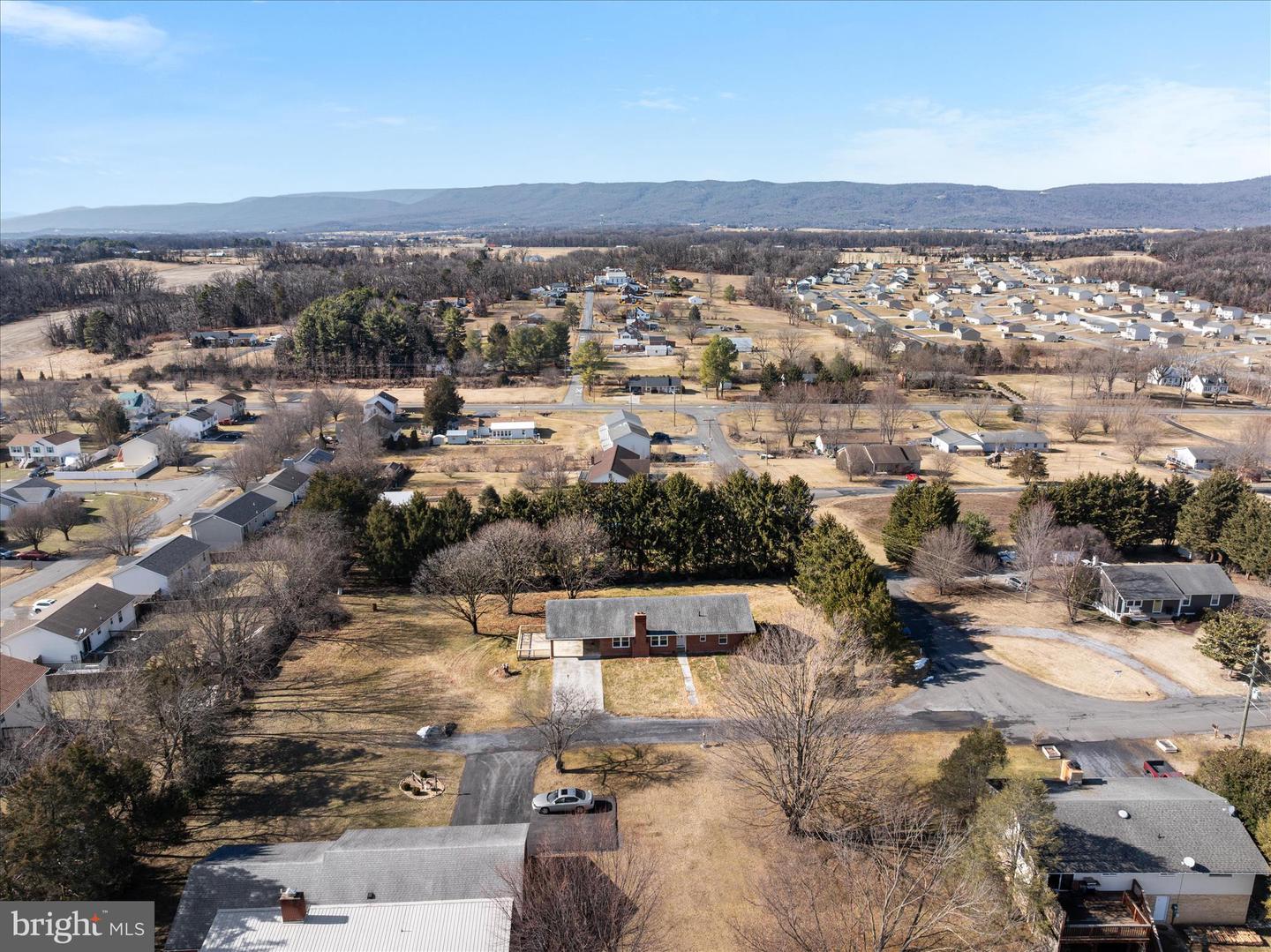 4 HIGH VIEW DR, MAURERTOWN, Virginia 22644, 5 Bedrooms Bedrooms, ,3 BathroomsBathrooms,Residential,For sale,4 HIGH VIEW DR,VASH2013338 MLS # VASH2013338