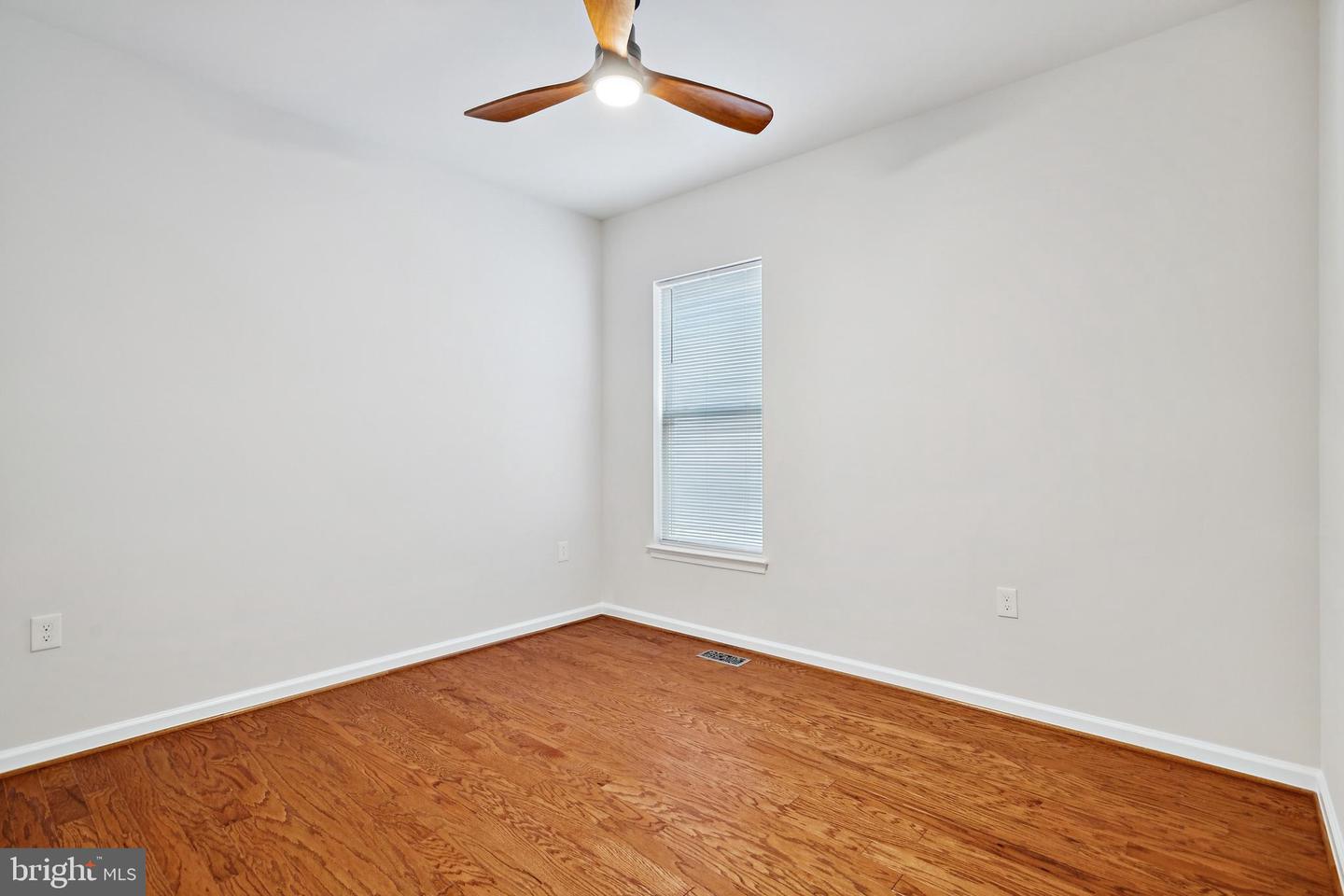 21 FENWICK DR, FREDERICKSBURG, Virginia 22406, 3 Bedrooms Bedrooms, ,3 BathroomsBathrooms,Residential,For sale,21 FENWICK DR,VAST2045456 MLS # VAST2045456 21 FENWICK DR, FREDERICKSBURG, Virginia 22406, 3 Bedrooms Bedrooms, ,3 BathroomsBathrooms,Residential,For sale,21 FENWICK DR,VAST2045456 MLS # VAST2045456