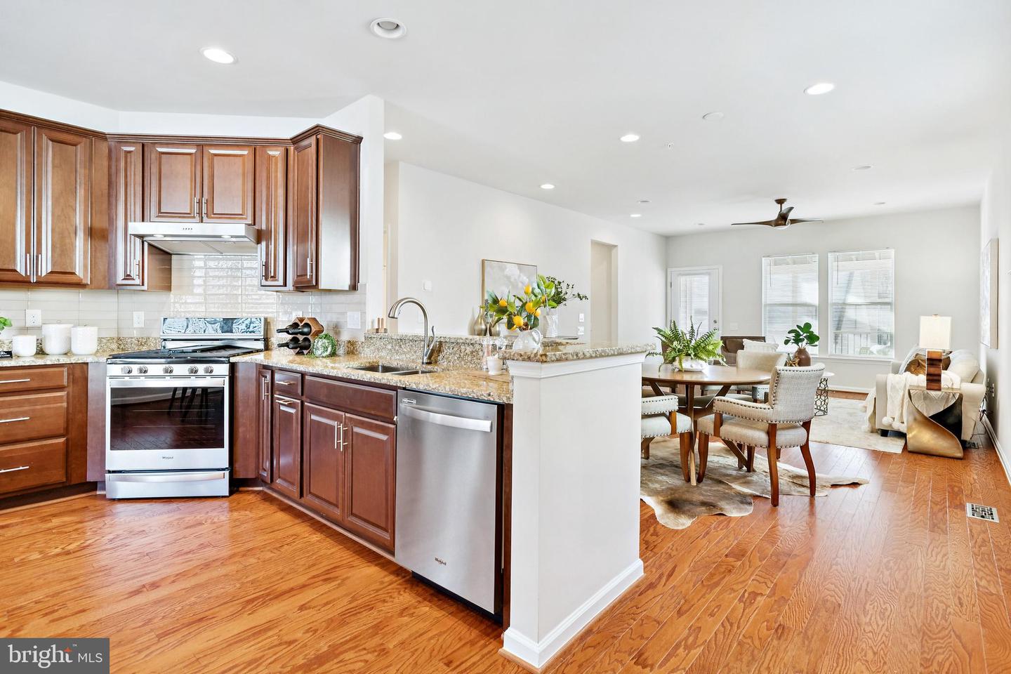 21 FENWICK DR, FREDERICKSBURG, Virginia 22406, 3 Bedrooms Bedrooms, ,3 BathroomsBathrooms,Residential,For sale,21 FENWICK DR,VAST2045456 MLS # VAST2045456 21 FENWICK DR, FREDERICKSBURG, Virginia 22406, 3 Bedrooms Bedrooms, ,3 BathroomsBathrooms,Residential,For sale,21 FENWICK DR,VAST2045456 MLS # VAST2045456