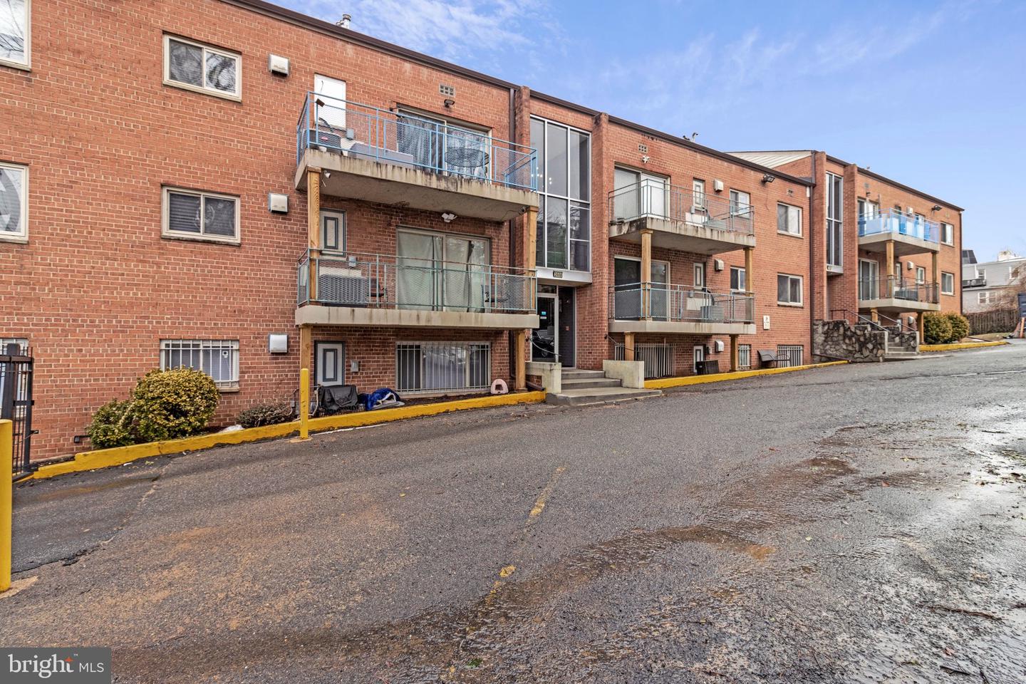 2608 WADE RD SE #202, WASHINGTON, District Of Columbia 20020, 1 Bedroom Bedrooms, ,1 BathroomBathrooms,Residential,For sale,2608 WADE RD SE #202,DCDC2243918 MLS # DCDC2243918