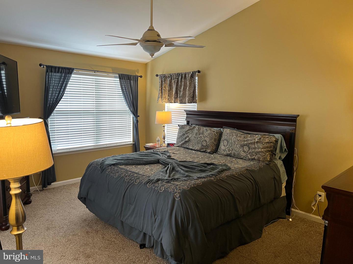 17483 DENALI PL, DUMFRIES, Virginia 22025, 4 Bedrooms Bedrooms, 8 Rooms Rooms,3 BathroomsBathrooms,Residential,For sale,17483 DENALI PL,VAPW2111628 MLS # VAPW2111628