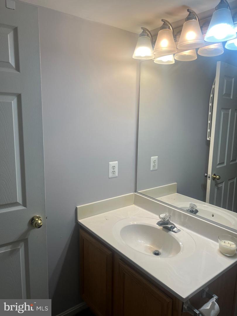 17483 DENALI PL, DUMFRIES, Virginia 22025, 4 Bedrooms Bedrooms, 8 Rooms Rooms,3 BathroomsBathrooms,Residential,For sale,17483 DENALI PL,VAPW2111628 MLS # VAPW2111628