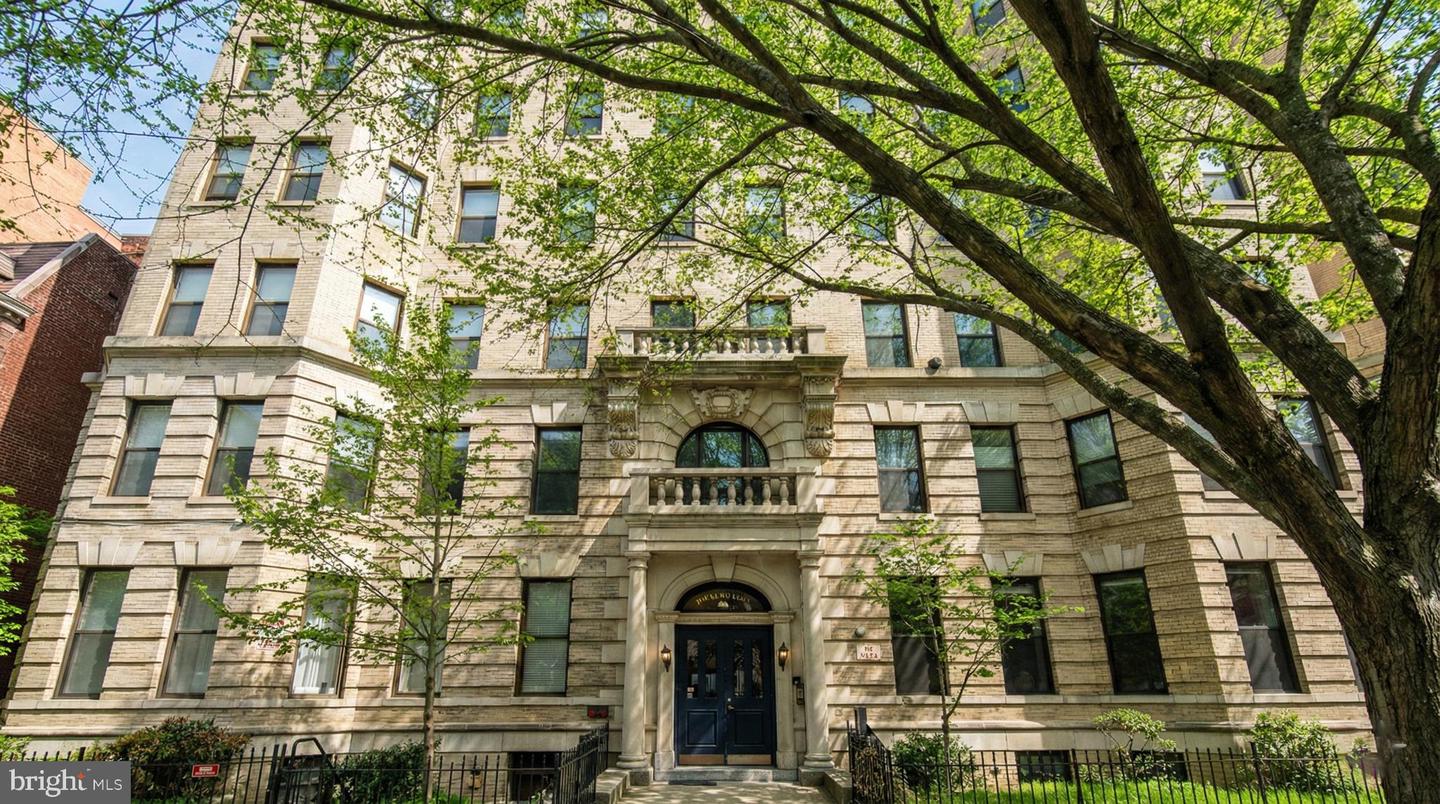 1115 12TH ST NW #104, WASHINGTON, District Of Columbia 20005, 1 Bedroom Bedrooms, ,1 BathroomBathrooms,Residential,For sale,1115 12TH ST NW #104,DCDC2246230 MLS # DCDC2246230