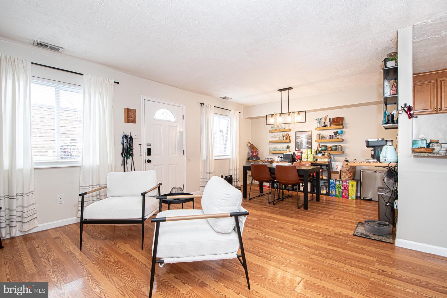 3910 MARIPOSA PL #51E, ALEXANDRIA, Virginia 22309, 3 Bedrooms Bedrooms, ,2 BathroomsBathrooms,Residential,For sale,3910 MARIPOSA PL #51E,VAFX2291966 MLS # VAFX2291966