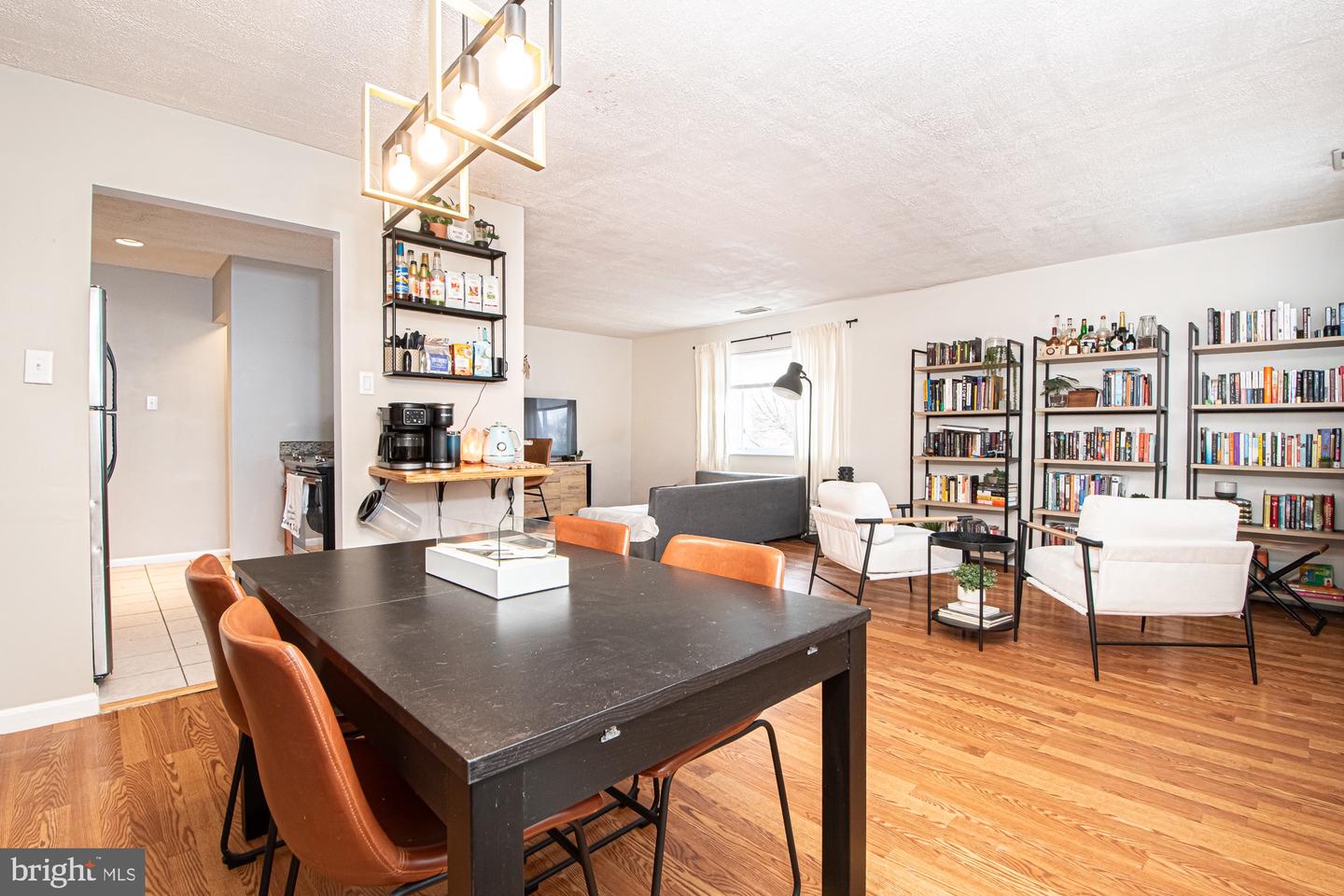 3910 MARIPOSA PL #51E, ALEXANDRIA, Virginia 22309, 3 Bedrooms Bedrooms, ,2 BathroomsBathrooms,Residential,For sale,3910 MARIPOSA PL #51E,VAFX2291966 MLS # VAFX2291966