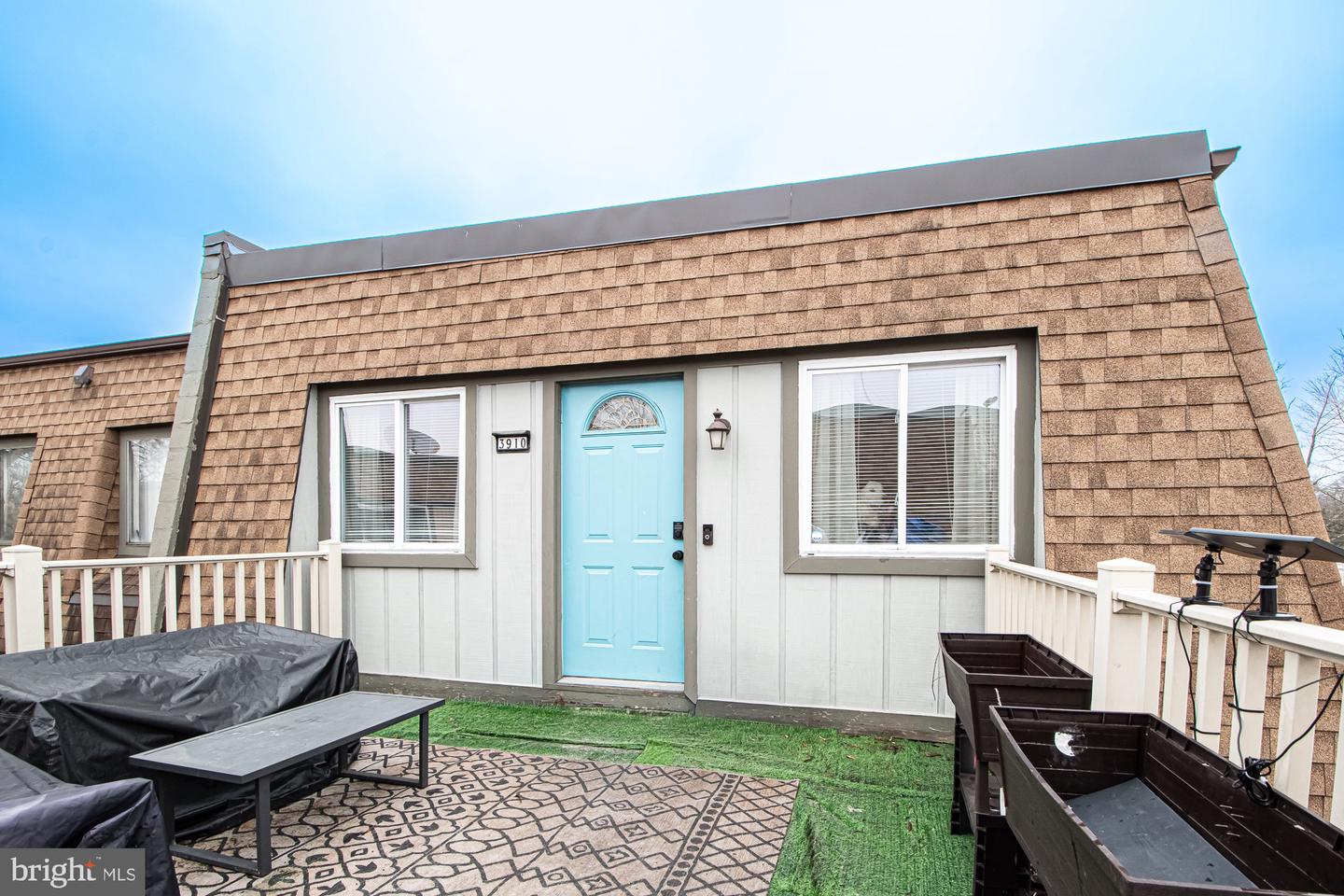 3910 MARIPOSA PL #51E, ALEXANDRIA, Virginia 22309, 3 Bedrooms Bedrooms, ,2 BathroomsBathrooms,Residential,For sale,3910 MARIPOSA PL #51E,VAFX2291966 MLS # VAFX2291966