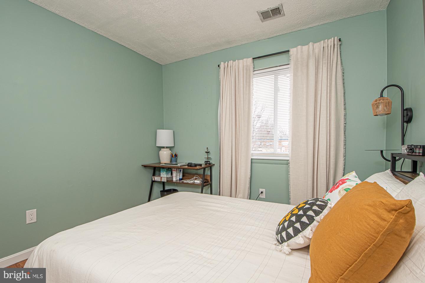 3910 MARIPOSA PL #51E, ALEXANDRIA, Virginia 22309, 3 Bedrooms Bedrooms, ,2 BathroomsBathrooms,Residential,For sale,3910 MARIPOSA PL #51E,VAFX2291966 MLS # VAFX2291966