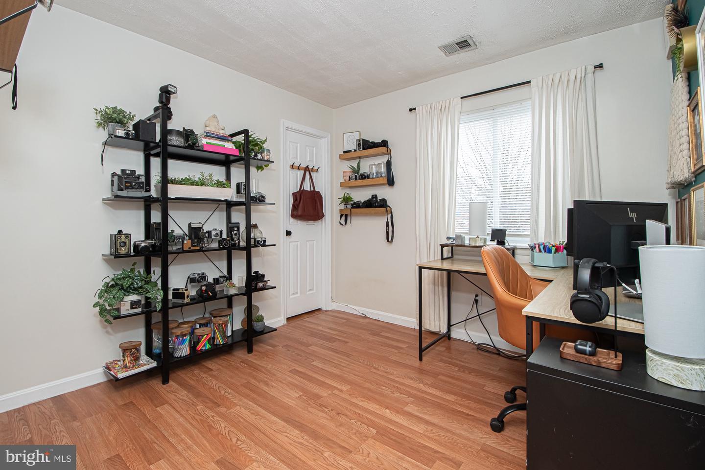 3910 MARIPOSA PL #51E, ALEXANDRIA, Virginia 22309, 3 Bedrooms Bedrooms, ,2 BathroomsBathrooms,Residential,For sale,3910 MARIPOSA PL #51E,VAFX2291966 MLS # VAFX2291966