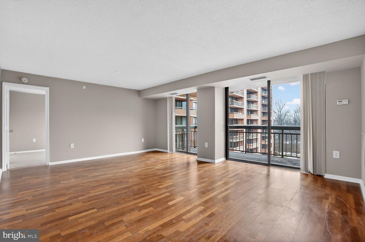 2230 GEORGE C MARSHALL DR #513, FALLS CHURCH, Virginia 22043, 2 Bedrooms Bedrooms, 7 Rooms Rooms,2 BathroomsBathrooms,Residential,For sale,2230 GEORGE C MARSHALL DR #513,VAFX2291970 MLS # VAFX2291970 2230 GEORGE C MARSHALL DR #513, FALLS CHURCH, Virginia 22043, 2 Bedrooms Bedrooms, 7 Rooms Rooms,2 BathroomsBathrooms,Residential,For sale,2230 GEORGE C MARSHALL DR #513,VAFX2291970 MLS # VAFX2291970