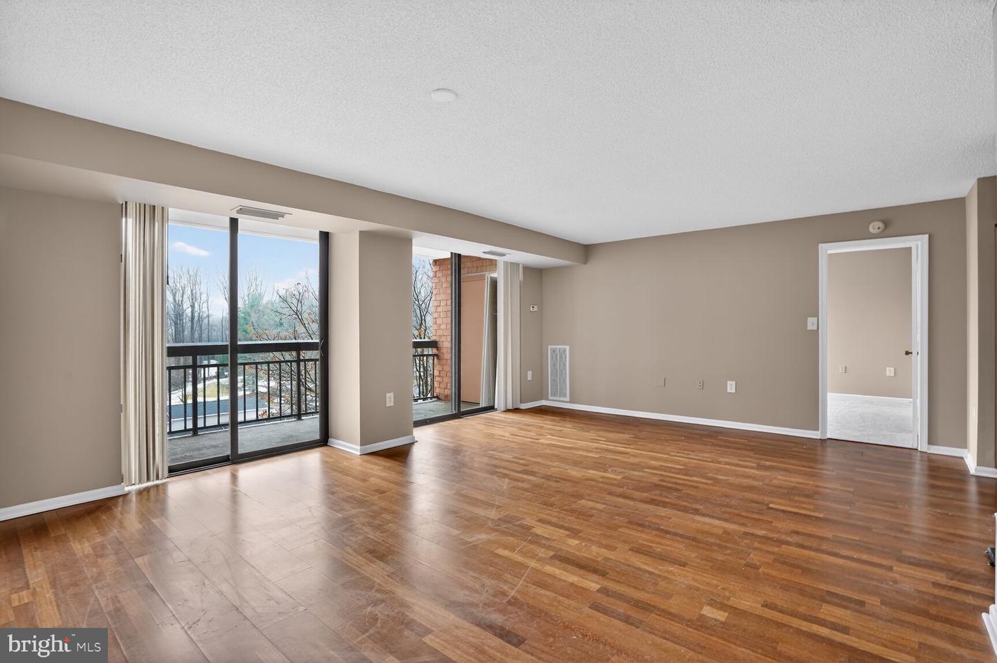 2230 GEORGE C MARSHALL DR #513, FALLS CHURCH, Virginia 22043, 2 Bedrooms Bedrooms, 7 Rooms Rooms,2 BathroomsBathrooms,Residential,For sale,2230 GEORGE C MARSHALL DR #513,VAFX2291970 MLS # VAFX2291970 2230 GEORGE C MARSHALL DR #513, FALLS CHURCH, Virginia 22043, 2 Bedrooms Bedrooms, 7 Rooms Rooms,2 BathroomsBathrooms,Residential,For sale,2230 GEORGE C MARSHALL DR #513,VAFX2291970 MLS # VAFX2291970