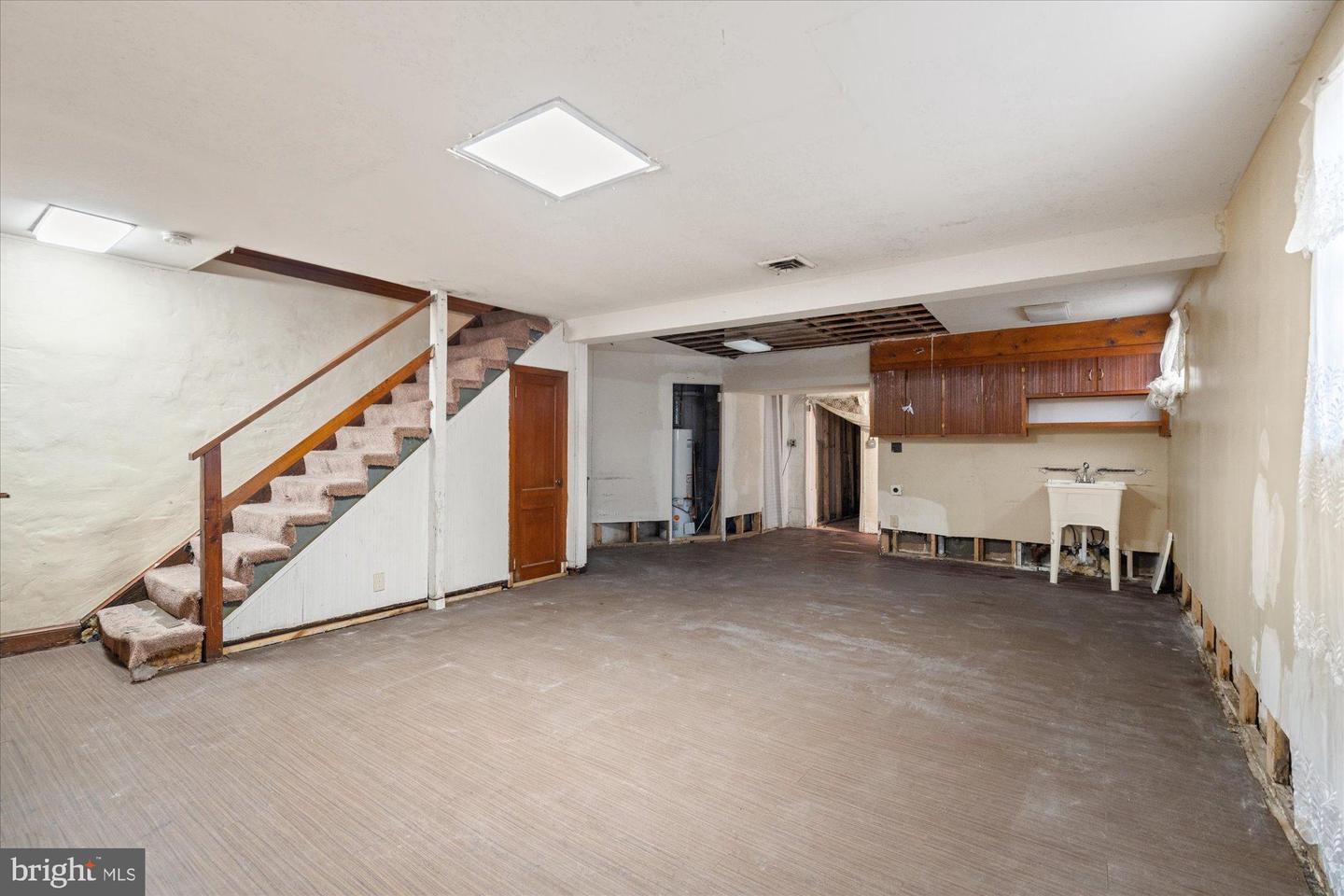 414 CHESAPEAKE ST SE, WASHINGTON, District Of Columbia 20032, 4 Bedrooms Bedrooms, 6 Rooms Rooms,2 BathroomsBathrooms,Residential,For sale,414 CHESAPEAKE ST SE,DCDC2247018 MLS # DCDC2247018