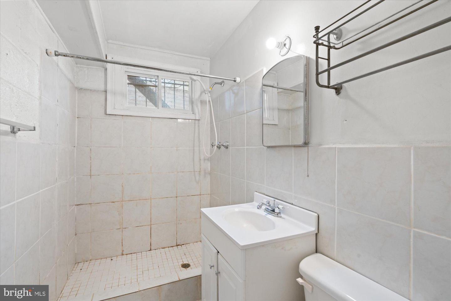 414 CHESAPEAKE ST SE, WASHINGTON, District Of Columbia 20032, 4 Bedrooms Bedrooms, 6 Rooms Rooms,2 BathroomsBathrooms,Residential,For sale,414 CHESAPEAKE ST SE,DCDC2247018 MLS # DCDC2247018