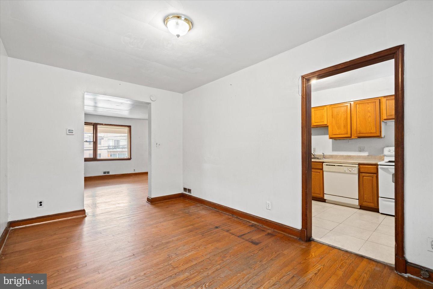 414 CHESAPEAKE ST SE, WASHINGTON, District Of Columbia 20032, 4 Bedrooms Bedrooms, 6 Rooms Rooms,2 BathroomsBathrooms,Residential,For sale,414 CHESAPEAKE ST SE,DCDC2247018 MLS # DCDC2247018