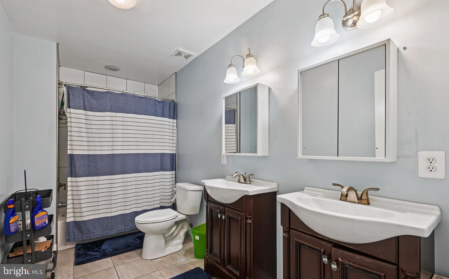 4905 MINNESOTA AVE NE, WASHINGTON, District Of Columbia 20019, 5 Bedrooms Bedrooms, ,4 BathroomsBathrooms,Residential,For sale,4905 MINNESOTA AVE NE,DCDC2246598 MLS # DCDC2246598