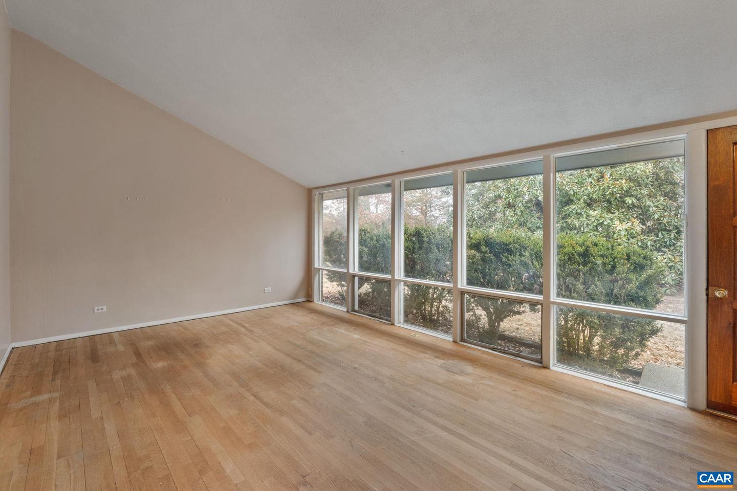 2809 NORTHFIELD RD, CHARLOTTESVILLE, Virginia 22901, 4 Bedrooms Bedrooms, ,3 BathroomsBathrooms,Residential,For sale,2809 NORTHFIELD RD,673477 MLS # 673477 2809 NORTHFIELD RD, CHARLOTTESVILLE, Virginia 22901, 4 Bedrooms Bedrooms, ,3 BathroomsBathrooms,Residential,For sale,2809 NORTHFIELD RD,673477 MLS # 673477