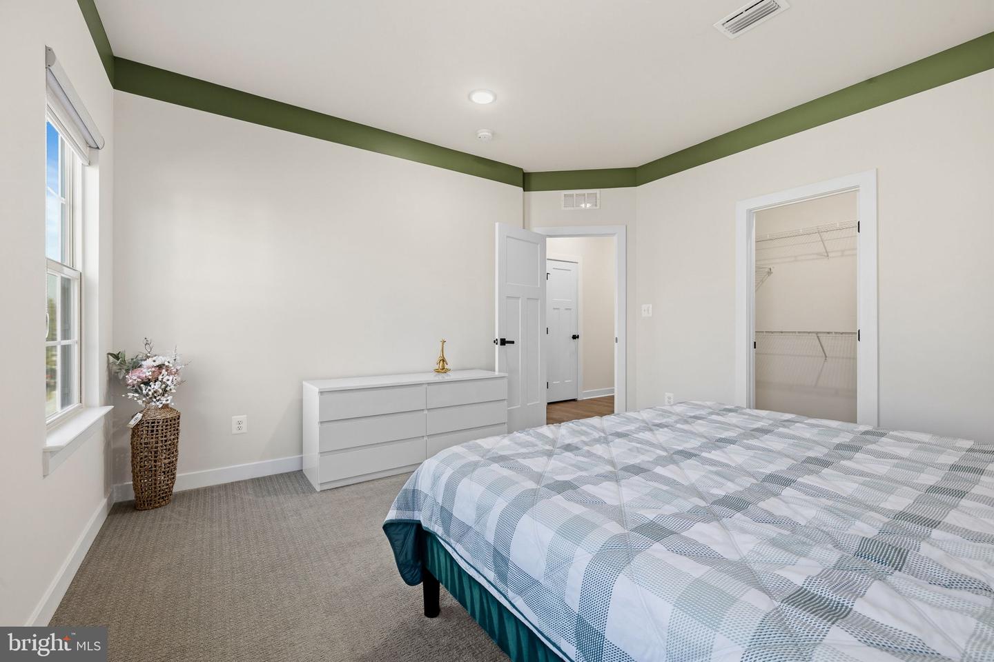 23957 NIGHTSONG CT, ALDIE, Virginia 20105, 5 Bedrooms Bedrooms, ,4 BathroomsBathrooms,Residential,For sale,23957 NIGHTSONG CT,VALO2116344 MLS # VALO2116344 23957 NIGHTSONG CT, ALDIE, Virginia 20105, 5 Bedrooms Bedrooms, ,4 BathroomsBathrooms,Residential,For sale,23957 NIGHTSONG CT,VALO2116344 MLS # VALO2116344