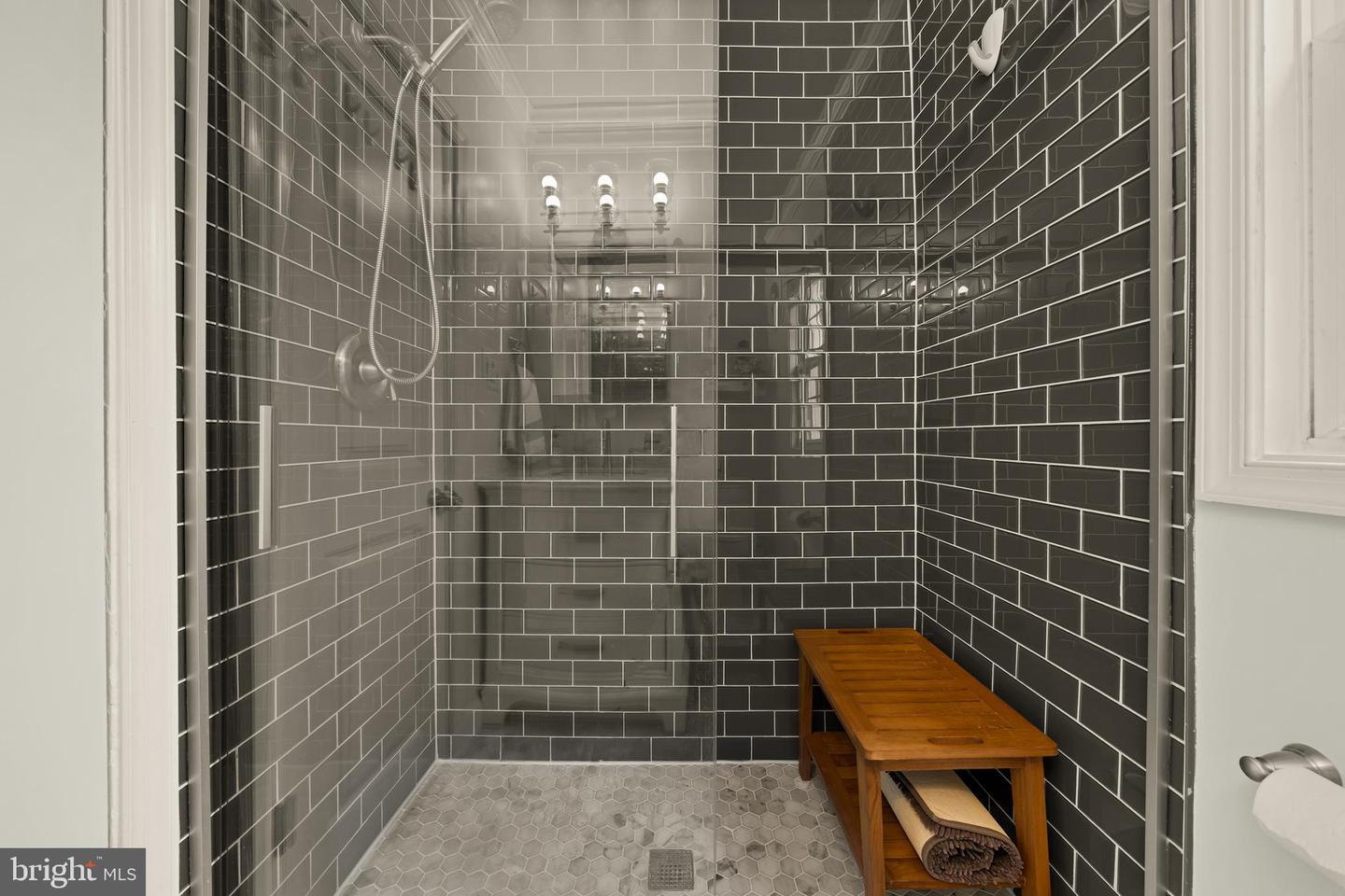 2600 16TH ST S #686, ARLINGTON, Virginia 22204, 2 Bedrooms Bedrooms, 5 Rooms Rooms,1 BathroomBathrooms,Residential,For sale,2600 16TH ST S #686,VAAR2066422 MLS # VAAR2066422 2600 16TH ST S #686, ARLINGTON, Virginia 22204, 2 Bedrooms Bedrooms, 5 Rooms Rooms,1 BathroomBathrooms,Residential,For sale,2600 16TH ST S #686,VAAR2066422 MLS # VAAR2066422