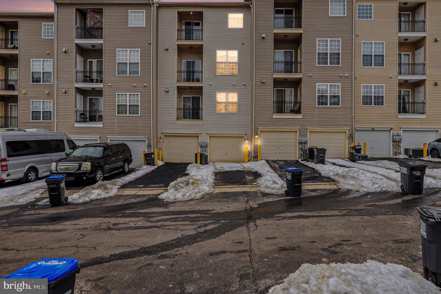 15831 JOHN DISKIN CIR, WOODBRIDGE, Virginia 22191, 3 Bedrooms Bedrooms, 8 Rooms Rooms,2 BathroomsBathrooms,Residential,For sale,15831 JOHN DISKIN CIR,VAPW2110652 MLS # VAPW2110652 15831 JOHN DISKIN CIR, WOODBRIDGE, Virginia 22191, 3 Bedrooms Bedrooms, 8 Rooms Rooms,2 BathroomsBathrooms,Residential,For sale,15831 JOHN DISKIN CIR,VAPW2110652 MLS # VAPW2110652