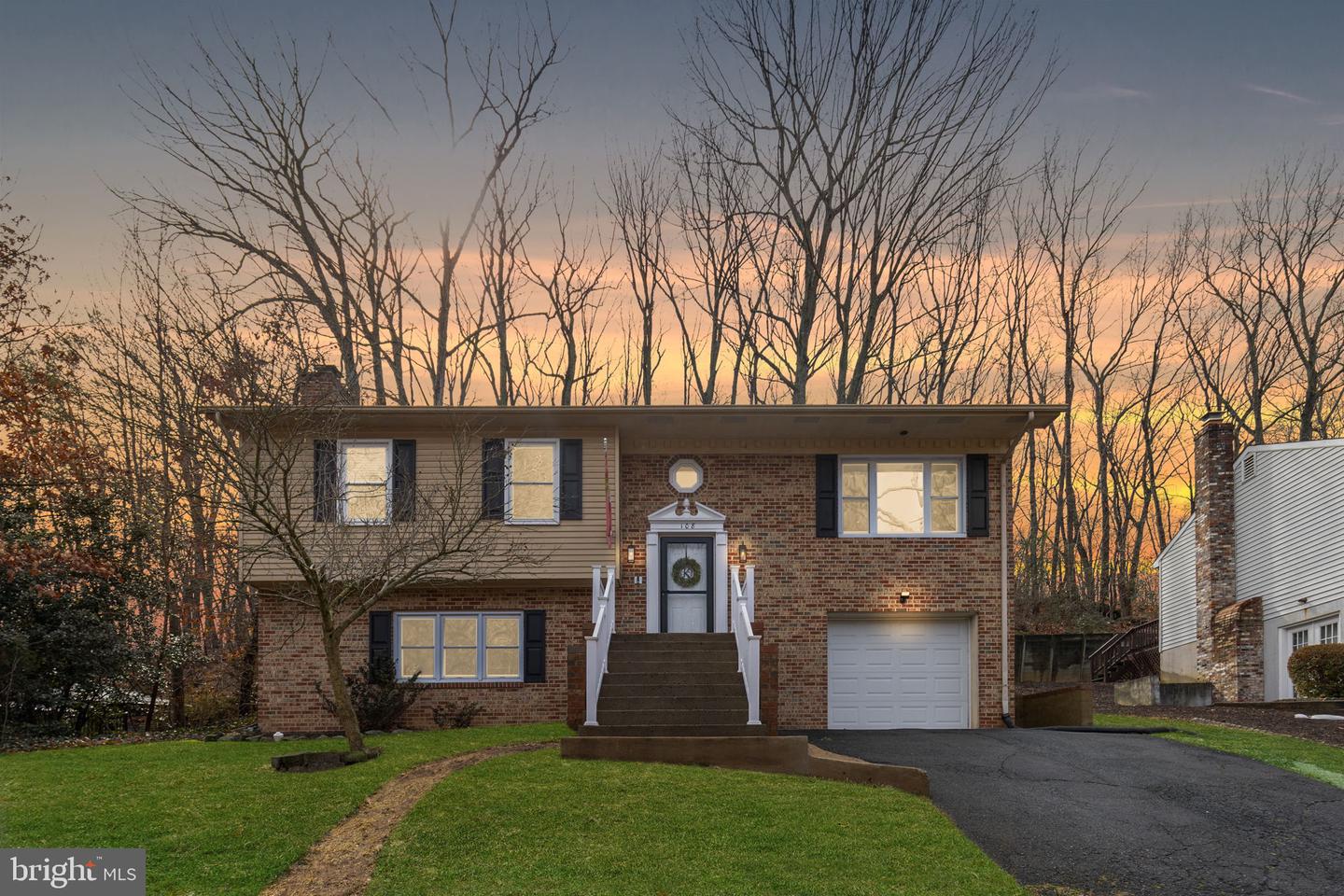 108 COLUMBUS CV, STAFFORD, Virginia 22554, 3 Bedrooms Bedrooms, ,3 BathroomsBathrooms,Residential,For sale,108 COLUMBUS CV,VAST2045972 MLS # VAST2045972