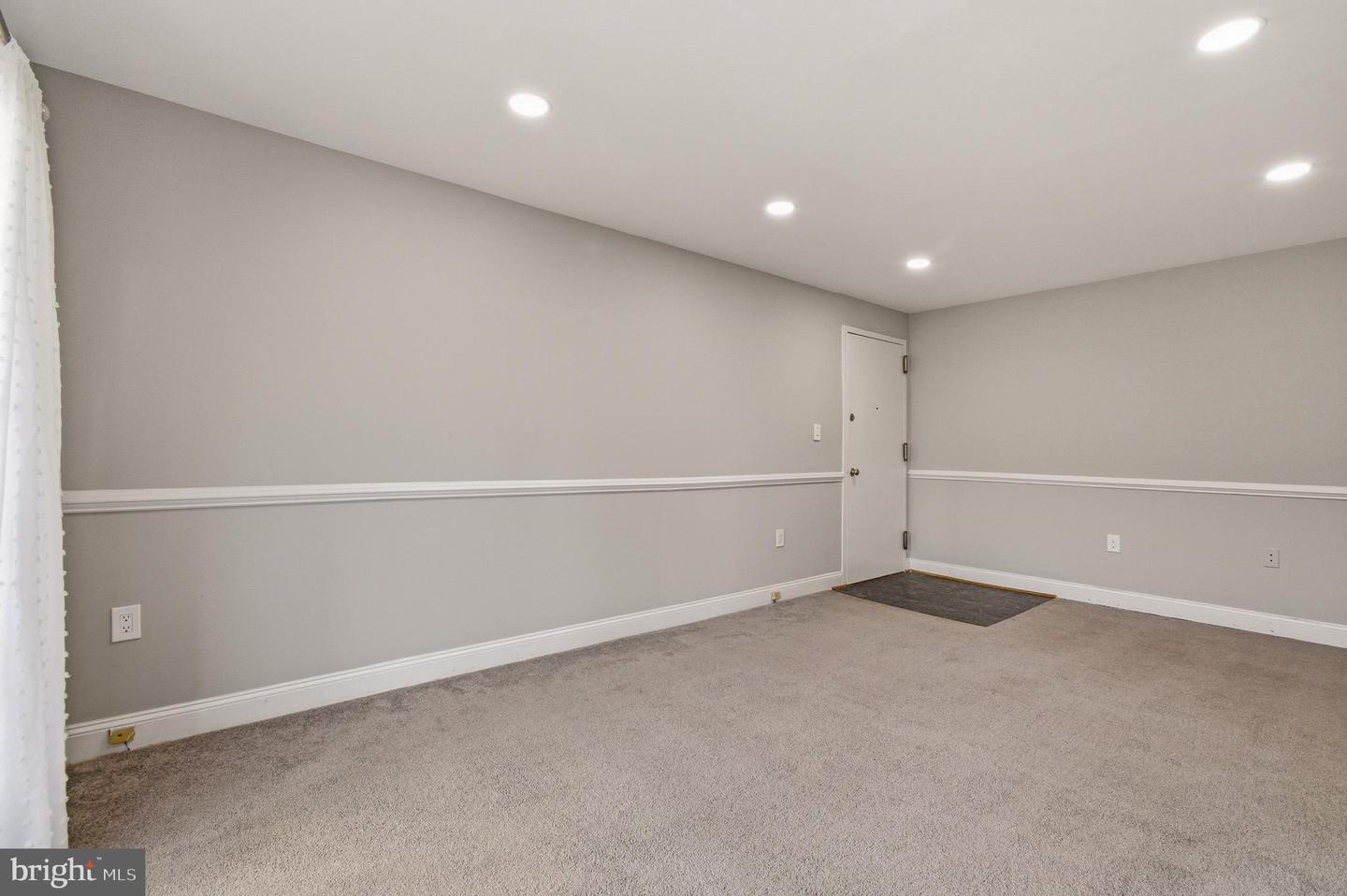 9457 FAIRFAX BLVD #202, FAIRFAX, Virginia 22031, 3 Bedrooms Bedrooms, ,2 BathroomsBathrooms,Residential,For sale,9457 FAIRFAX BLVD #202,VAFC2007766 MLS # VAFC2007766 9457 FAIRFAX BLVD #202, FAIRFAX, Virginia 22031, 3 Bedrooms Bedrooms, ,2 BathroomsBathrooms,Residential,For sale,9457 FAIRFAX BLVD #202,VAFC2007766 MLS # VAFC2007766