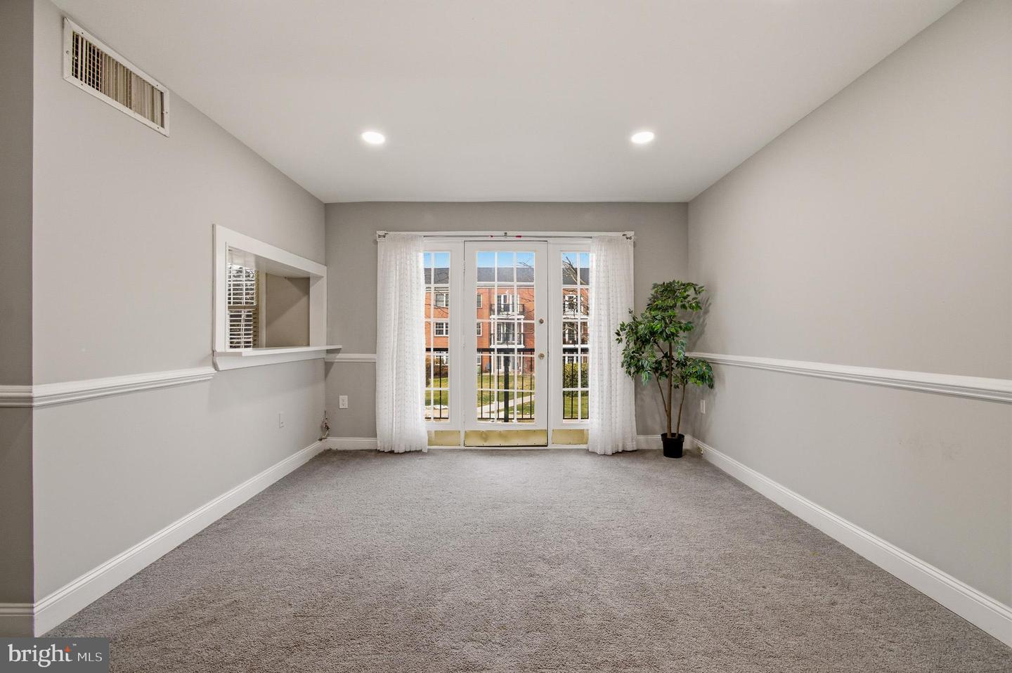 9457 FAIRFAX BLVD #202, FAIRFAX, Virginia 22031, 3 Bedrooms Bedrooms, ,2 BathroomsBathrooms,Residential,For sale,9457 FAIRFAX BLVD #202,VAFC2007766 MLS # VAFC2007766 9457 FAIRFAX BLVD #202, FAIRFAX, Virginia 22031, 3 Bedrooms Bedrooms, ,2 BathroomsBathrooms,Residential,For sale,9457 FAIRFAX BLVD #202,VAFC2007766 MLS # VAFC2007766