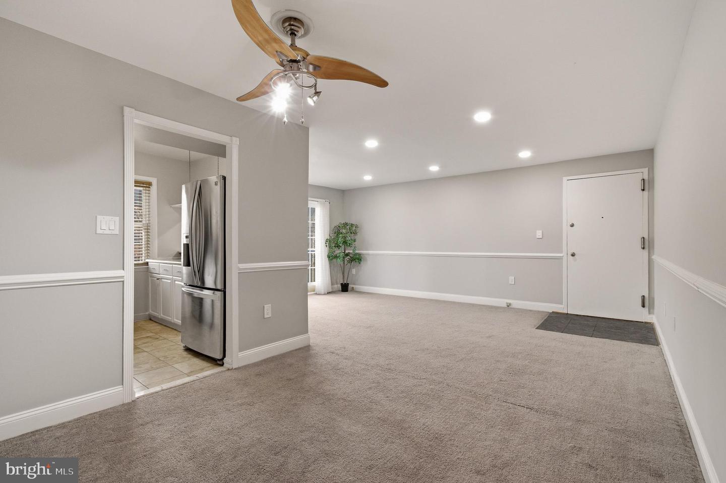 9457 FAIRFAX BLVD #202, FAIRFAX, Virginia 22031, 3 Bedrooms Bedrooms, ,2 BathroomsBathrooms,Residential,For sale,9457 FAIRFAX BLVD #202,VAFC2007766 MLS # VAFC2007766 9457 FAIRFAX BLVD #202, FAIRFAX, Virginia 22031, 3 Bedrooms Bedrooms, ,2 BathroomsBathrooms,Residential,For sale,9457 FAIRFAX BLVD #202,VAFC2007766 MLS # VAFC2007766