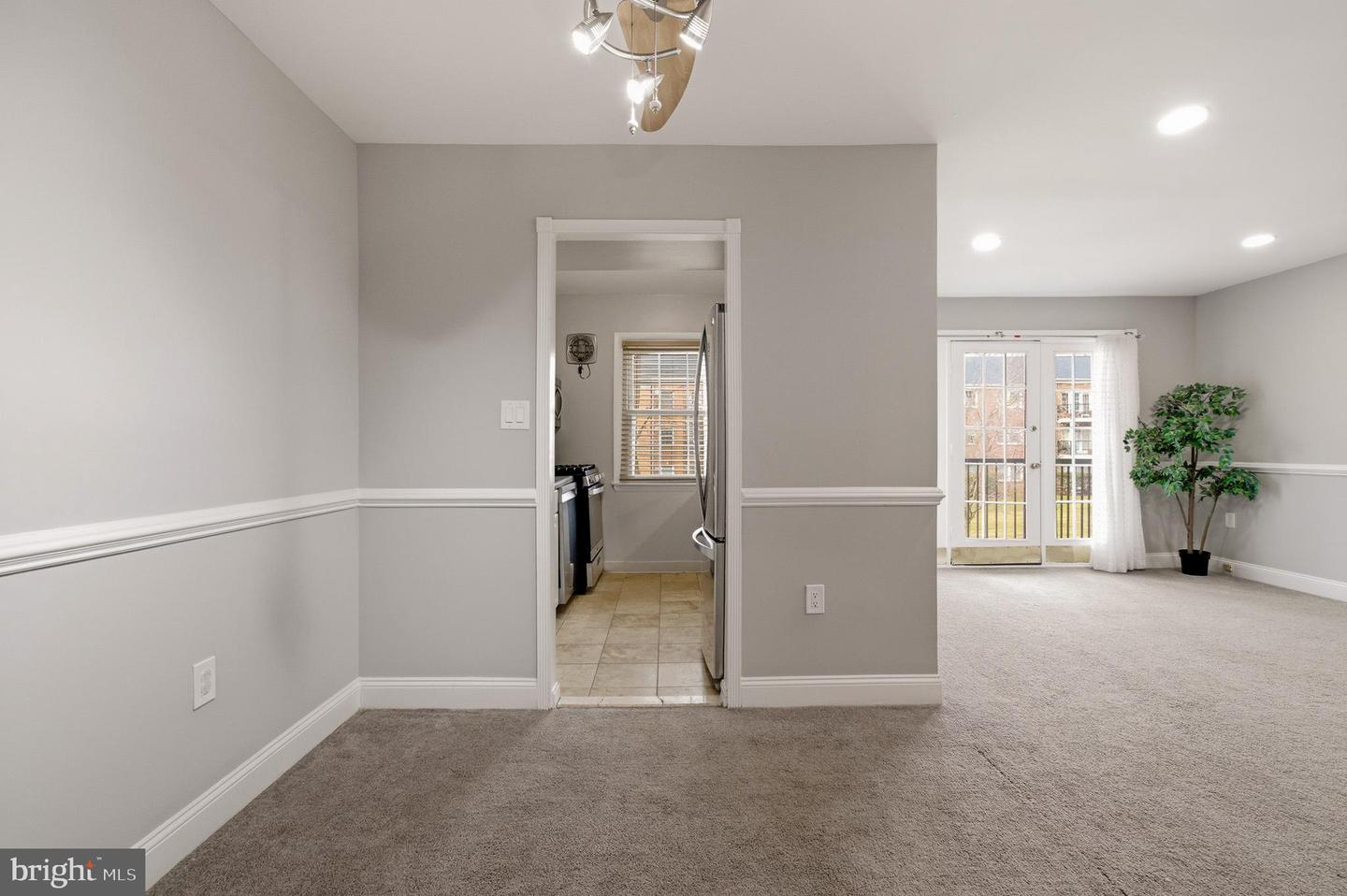 9457 FAIRFAX BLVD #202, FAIRFAX, Virginia 22031, 3 Bedrooms Bedrooms, ,2 BathroomsBathrooms,Residential,For sale,9457 FAIRFAX BLVD #202,VAFC2007766 MLS # VAFC2007766 9457 FAIRFAX BLVD #202, FAIRFAX, Virginia 22031, 3 Bedrooms Bedrooms, ,2 BathroomsBathrooms,Residential,For sale,9457 FAIRFAX BLVD #202,VAFC2007766 MLS # VAFC2007766