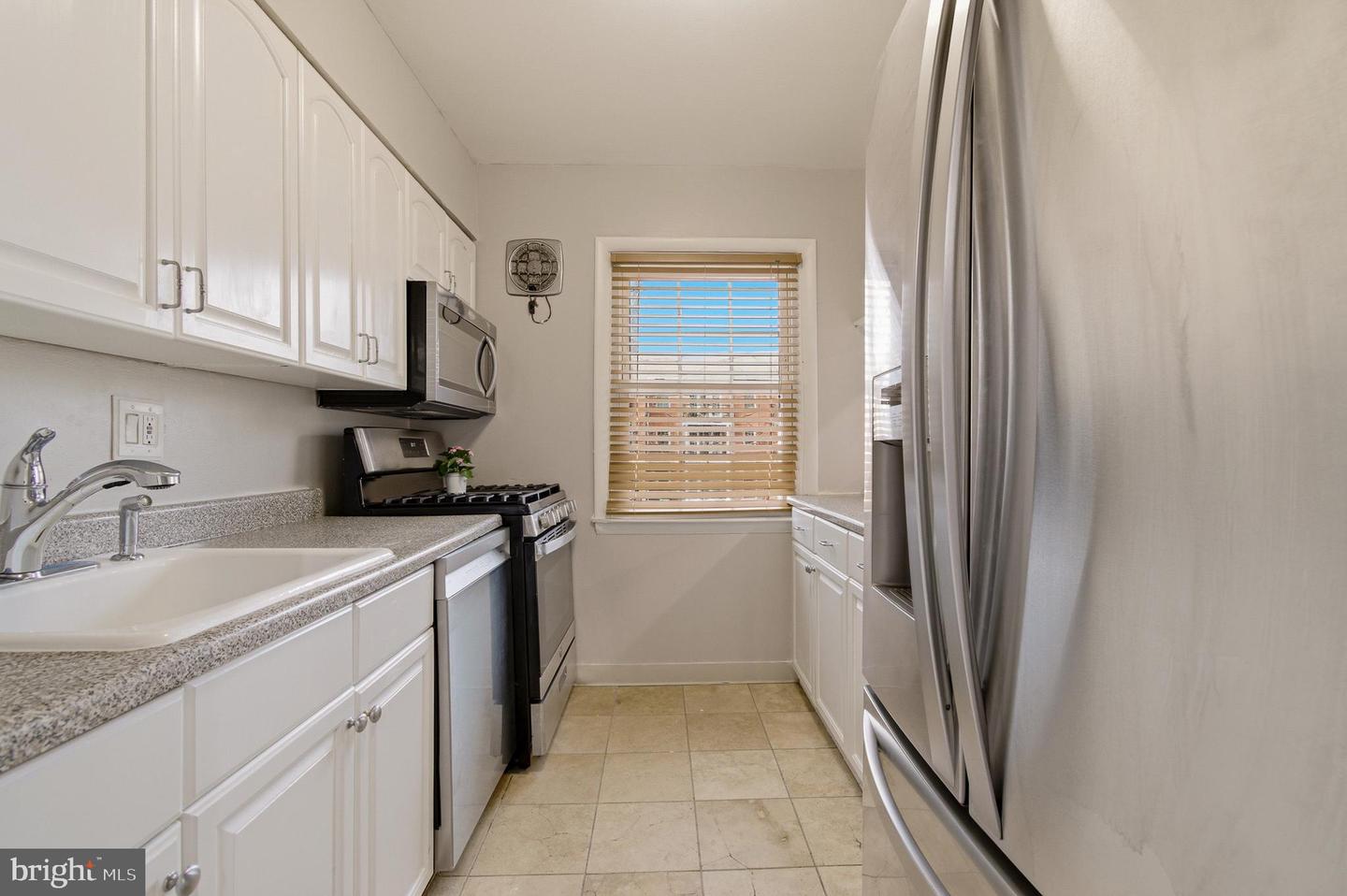 9457 FAIRFAX BLVD #202, FAIRFAX, Virginia 22031, 3 Bedrooms Bedrooms, ,2 BathroomsBathrooms,Residential,For sale,9457 FAIRFAX BLVD #202,VAFC2007766 MLS # VAFC2007766 9457 FAIRFAX BLVD #202, FAIRFAX, Virginia 22031, 3 Bedrooms Bedrooms, ,2 BathroomsBathrooms,Residential,For sale,9457 FAIRFAX BLVD #202,VAFC2007766 MLS # VAFC2007766