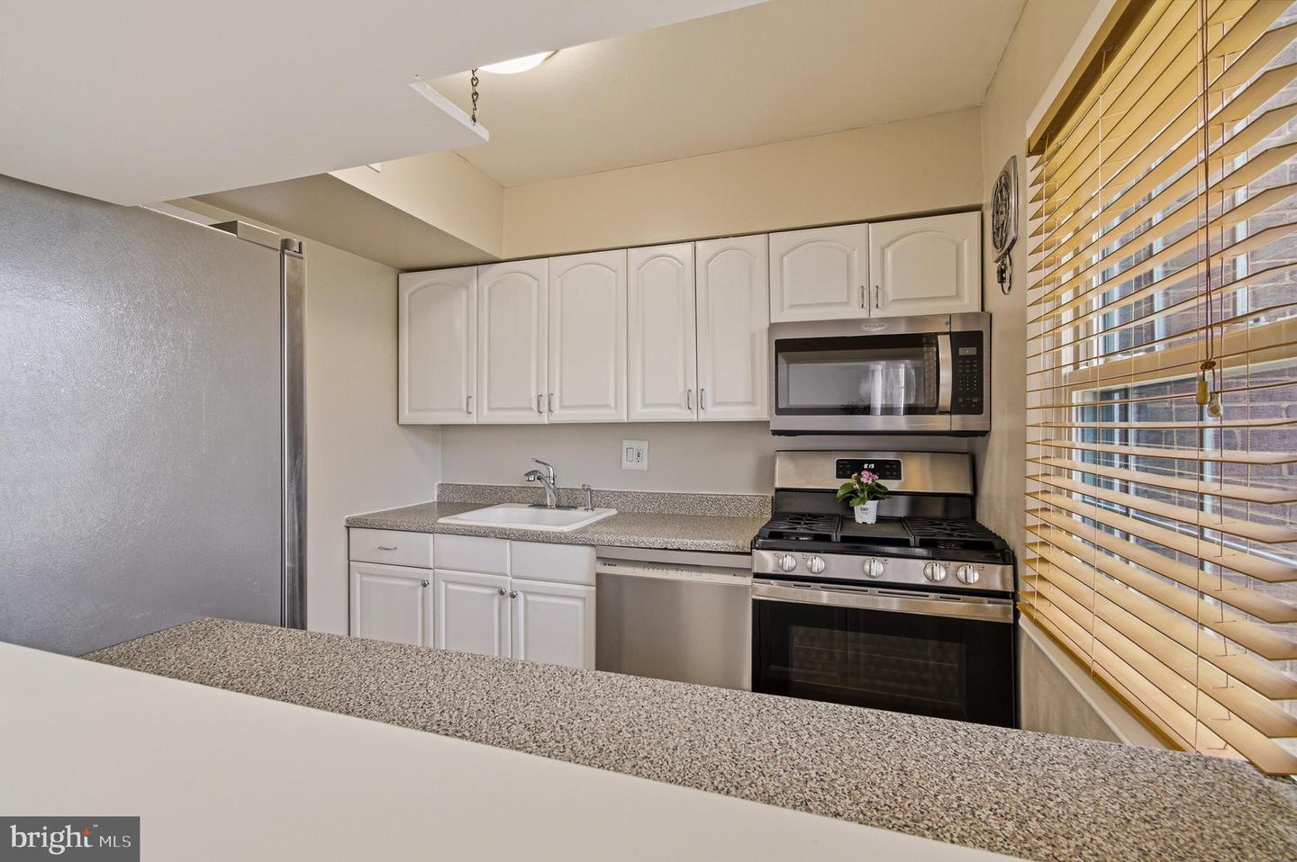 9457 FAIRFAX BLVD #202, FAIRFAX, Virginia 22031, 3 Bedrooms Bedrooms, ,2 BathroomsBathrooms,Residential,For sale,9457 FAIRFAX BLVD #202,VAFC2007766 MLS # VAFC2007766 9457 FAIRFAX BLVD #202, FAIRFAX, Virginia 22031, 3 Bedrooms Bedrooms, ,2 BathroomsBathrooms,Residential,For sale,9457 FAIRFAX BLVD #202,VAFC2007766 MLS # VAFC2007766