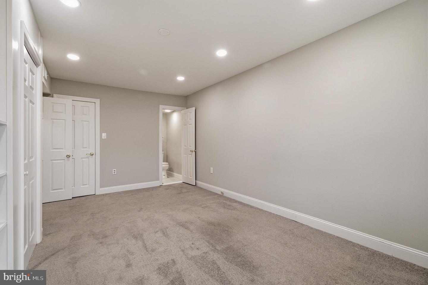 9457 FAIRFAX BLVD #202, FAIRFAX, Virginia 22031, 3 Bedrooms Bedrooms, ,2 BathroomsBathrooms,Residential,For sale,9457 FAIRFAX BLVD #202,VAFC2007766 MLS # VAFC2007766 9457 FAIRFAX BLVD #202, FAIRFAX, Virginia 22031, 3 Bedrooms Bedrooms, ,2 BathroomsBathrooms,Residential,For sale,9457 FAIRFAX BLVD #202,VAFC2007766 MLS # VAFC2007766